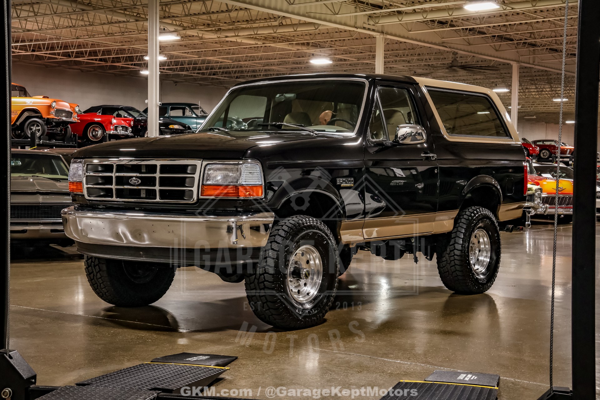 1992 Ford Bronco 3