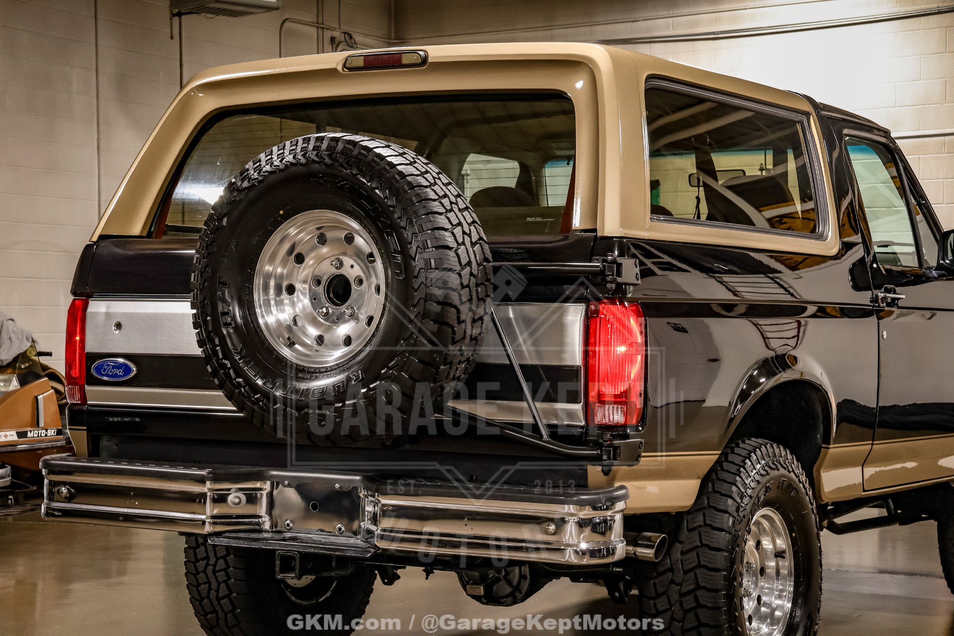 1992 Ford Bronco 44