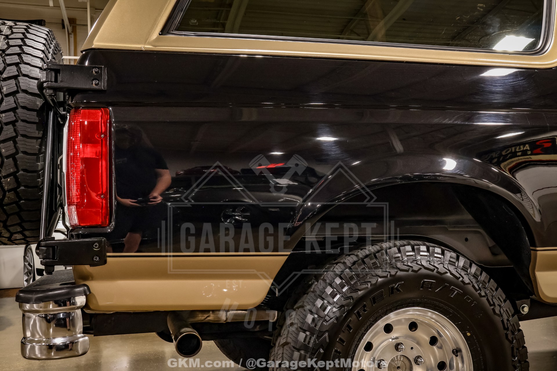 1992 Ford Bronco 49