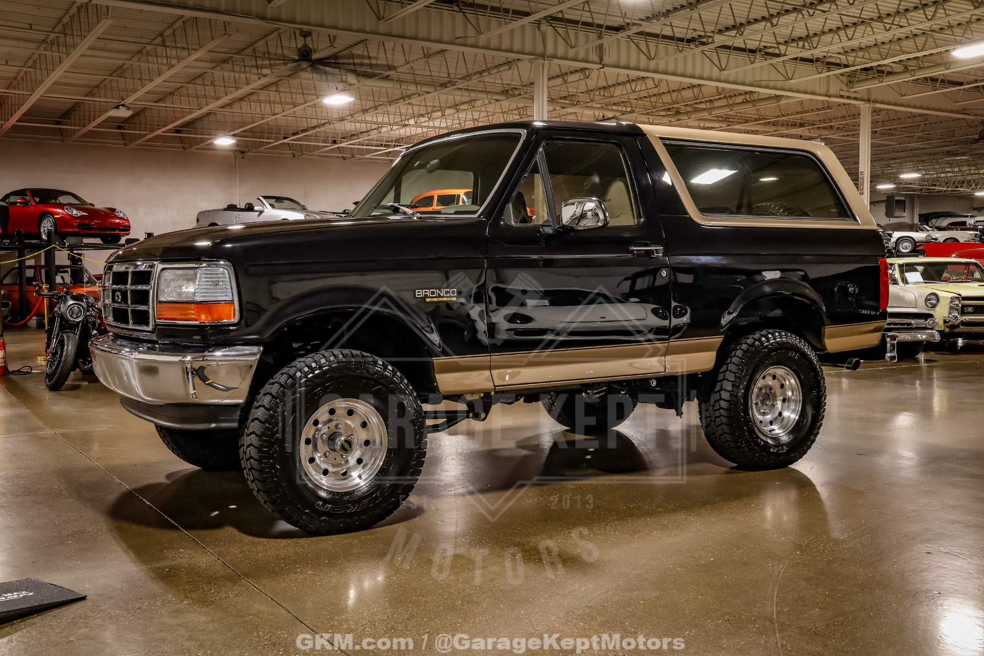 1992 Ford Bronco 4