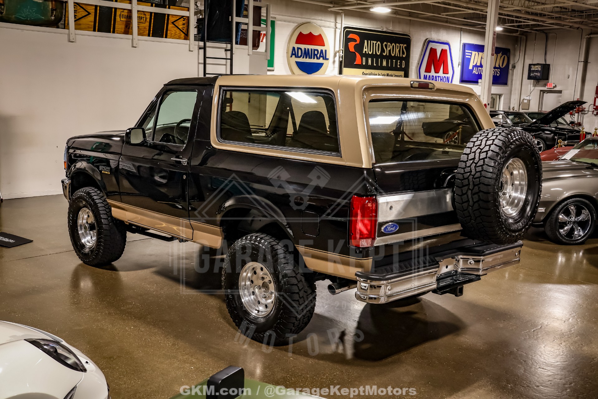 1992 Ford Bronco 6
