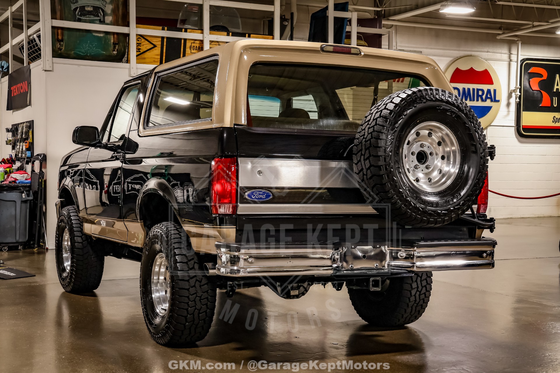 1992 Ford Bronco 7