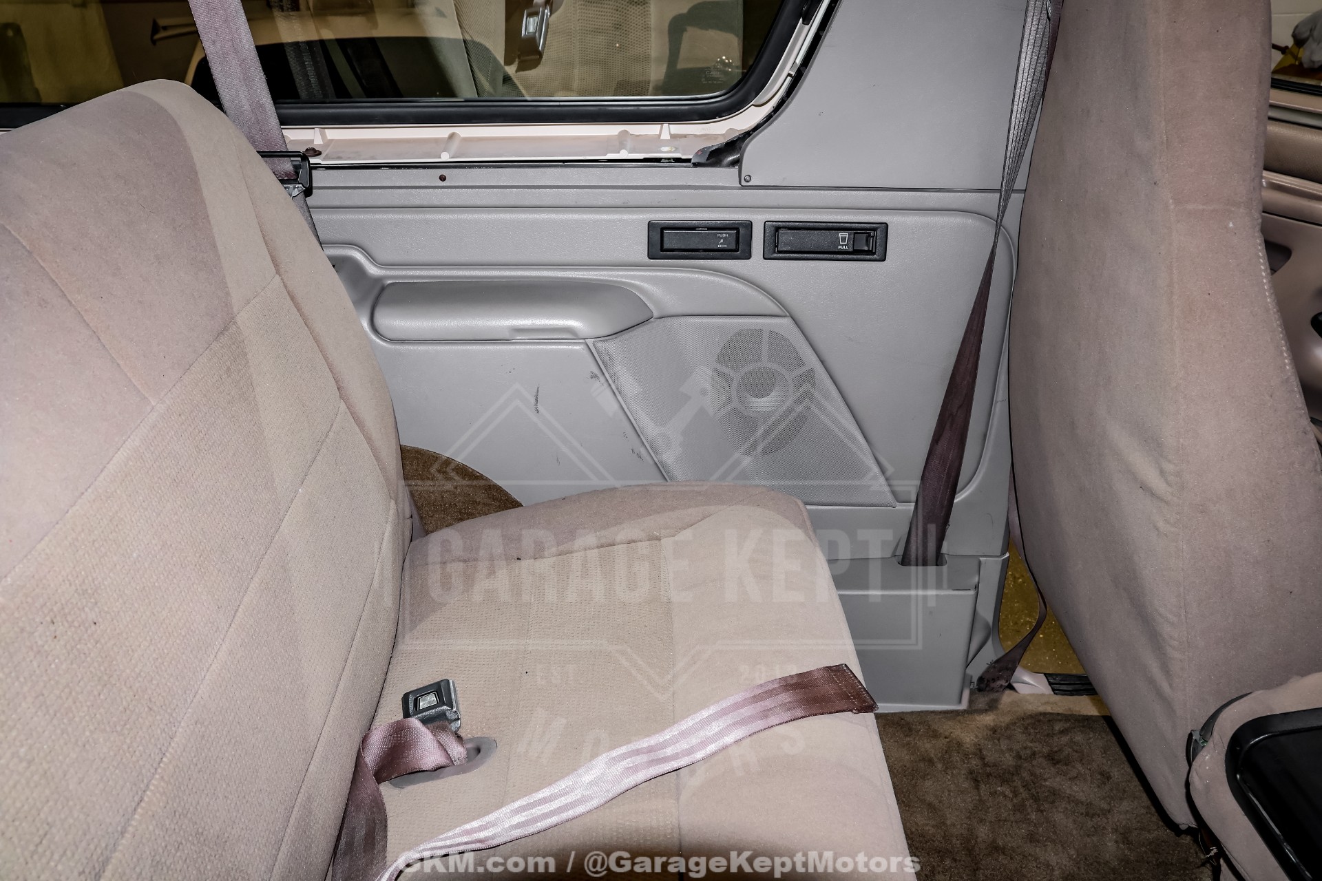 1992 Ford Bronco 82