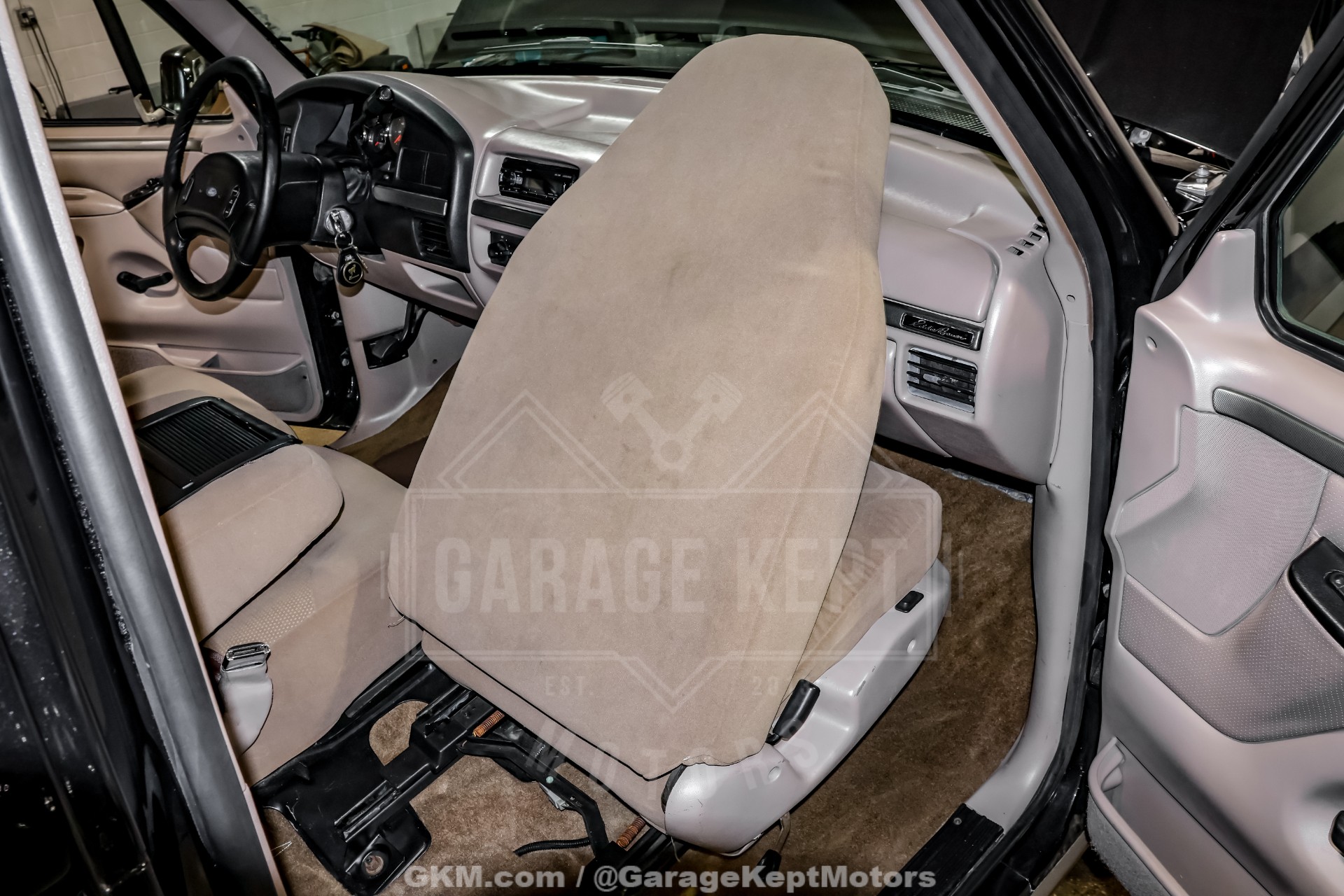 1992 Ford Bronco 84