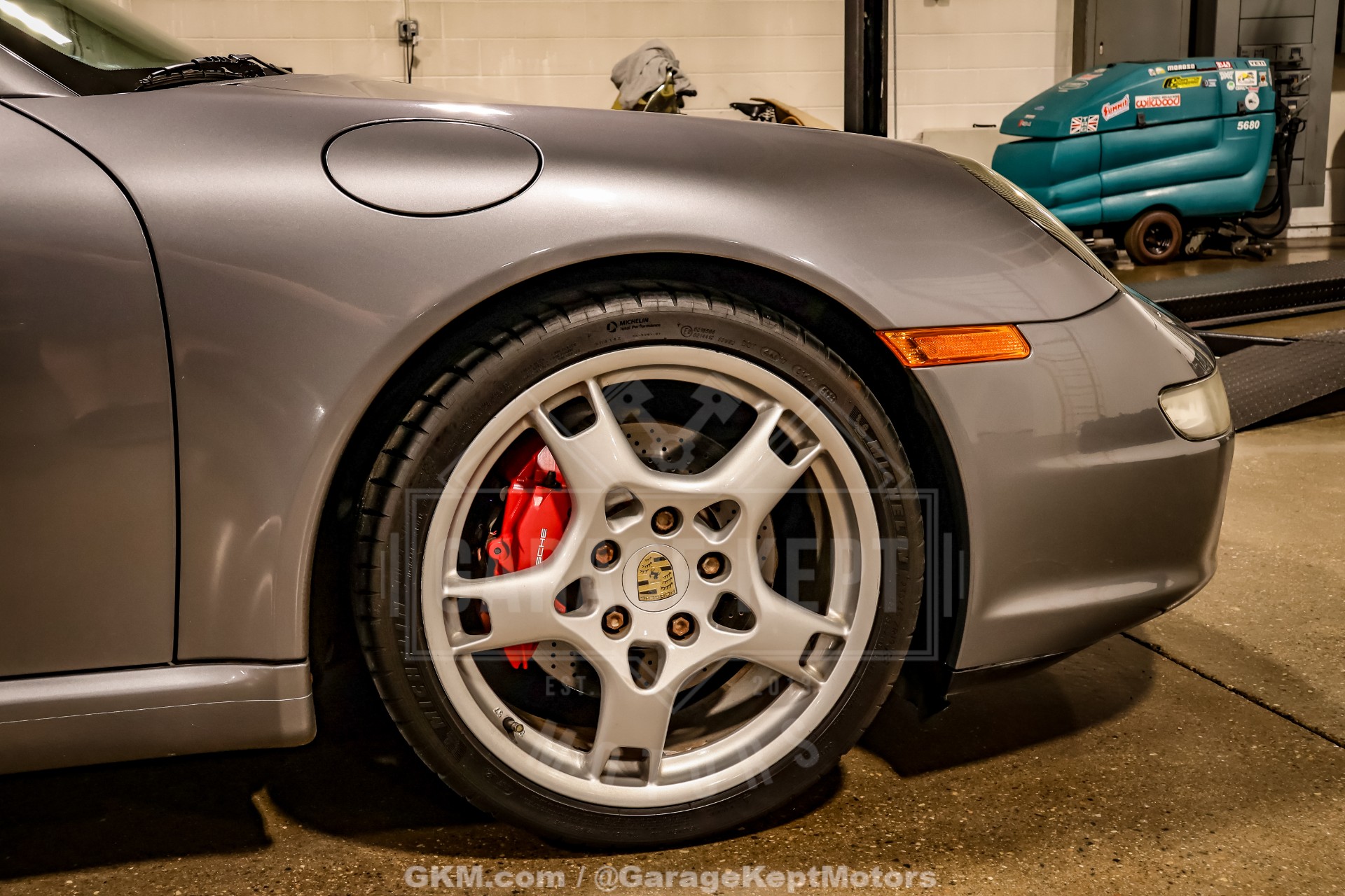 2005 Porsche 911 40