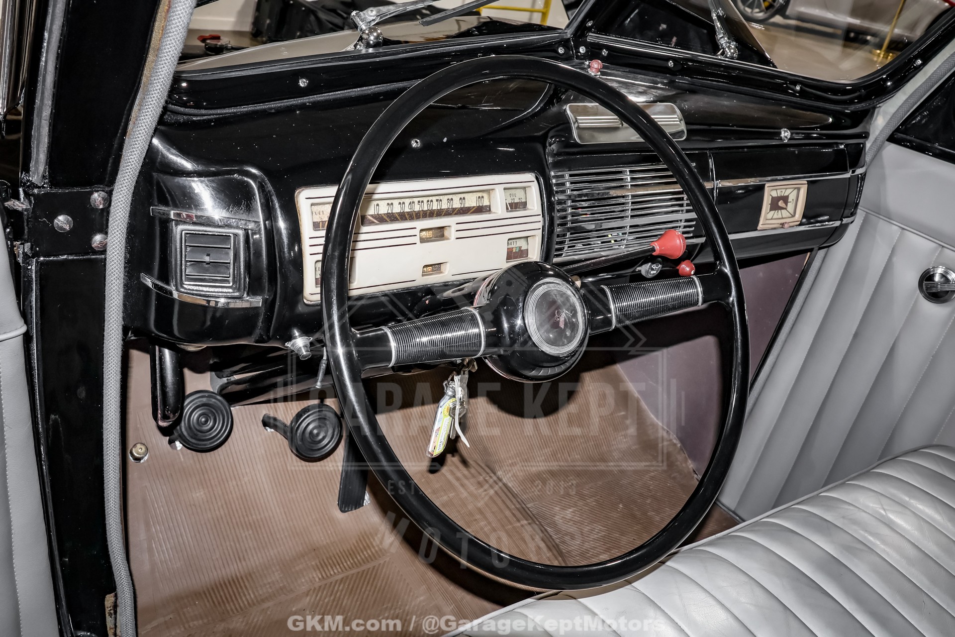 1940 Ford Deluxe 111