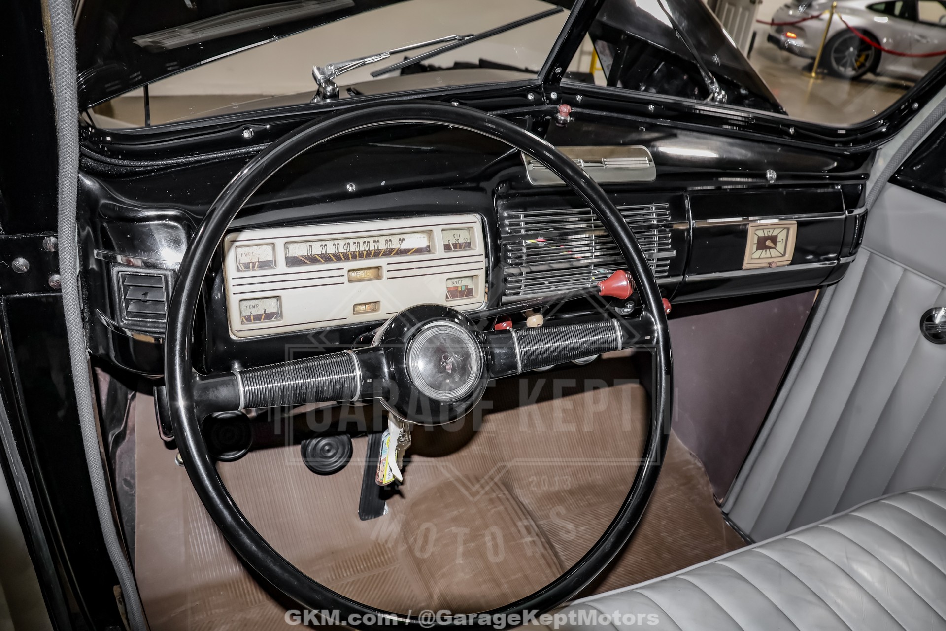 1940 Ford Deluxe 112