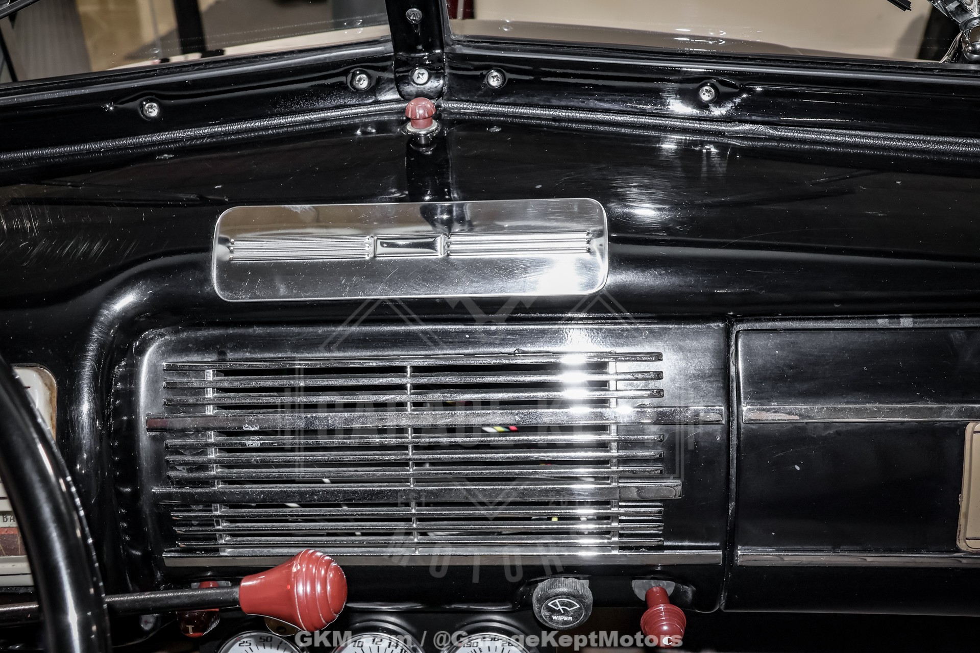 1940 Ford Deluxe 119