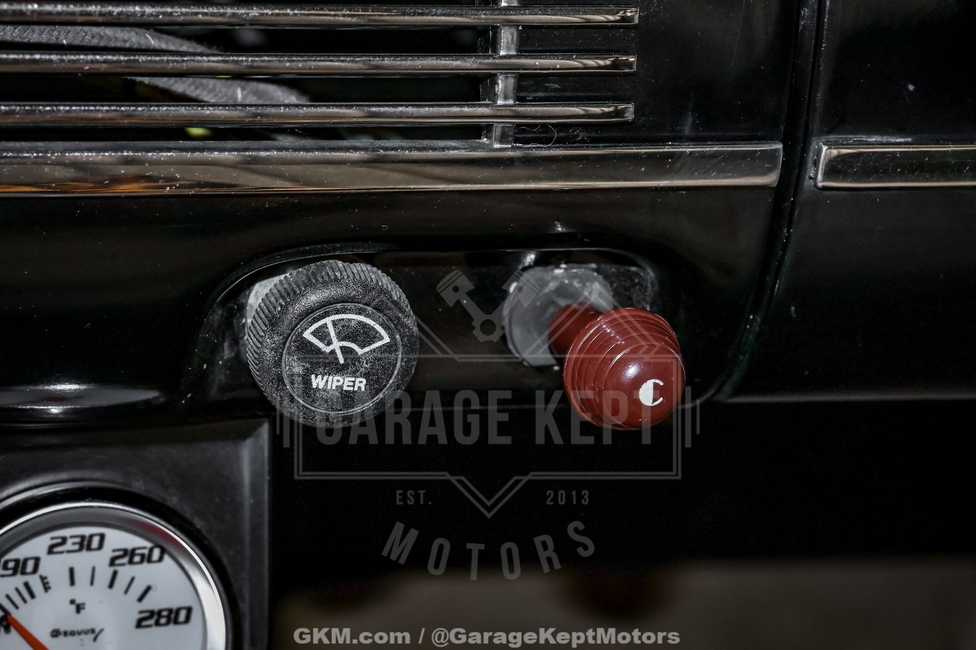 1940 Ford Deluxe 122