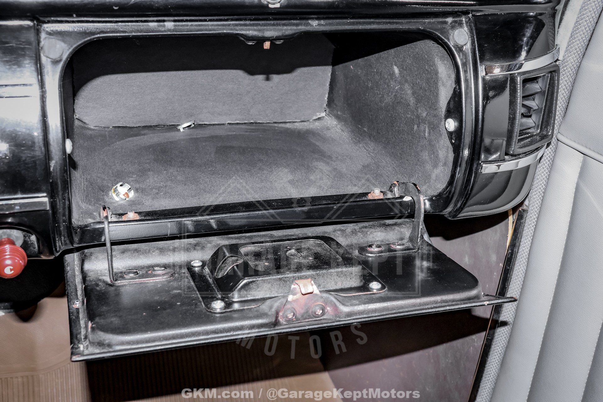 1940 Ford Deluxe 125