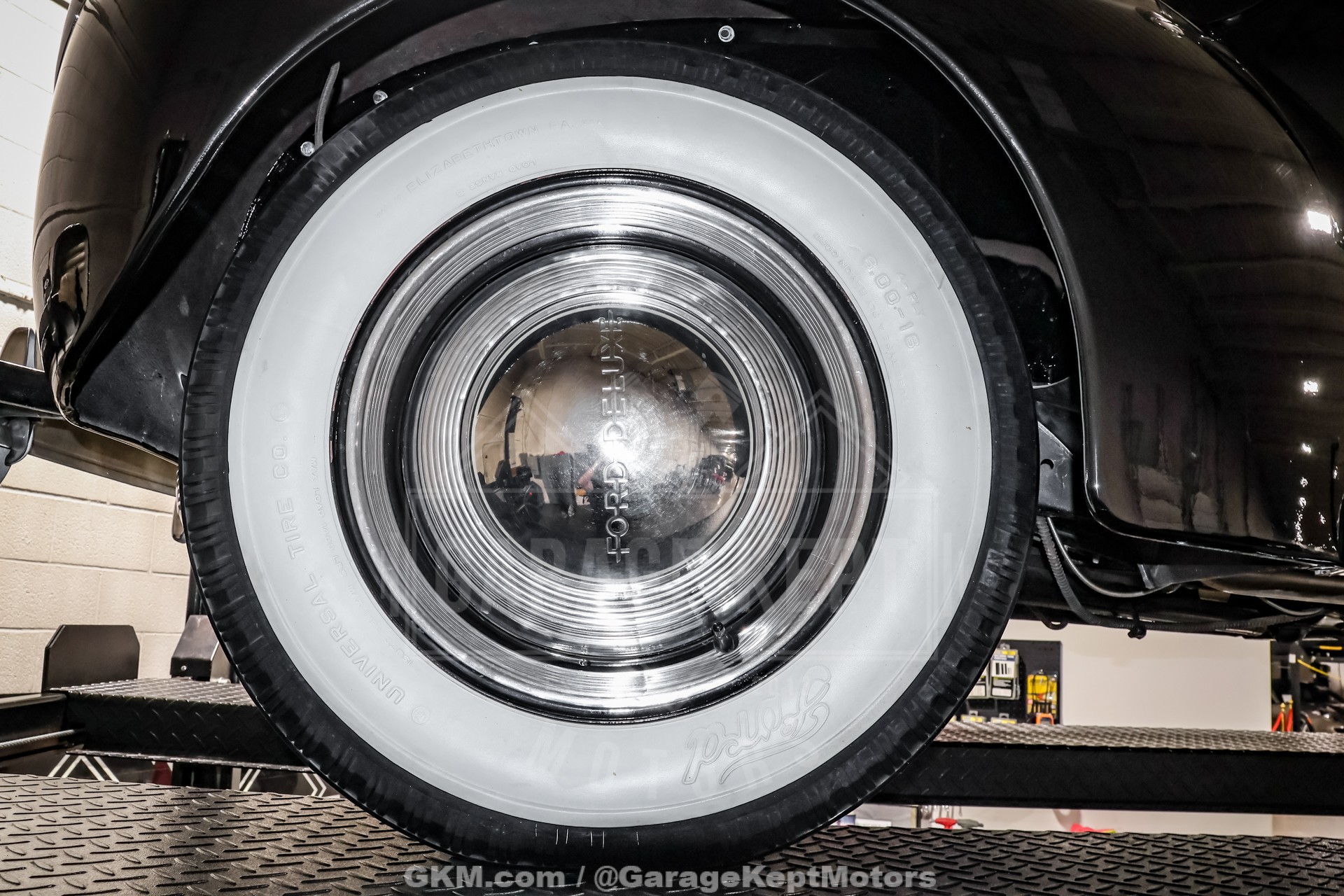 1940 Ford Deluxe 155