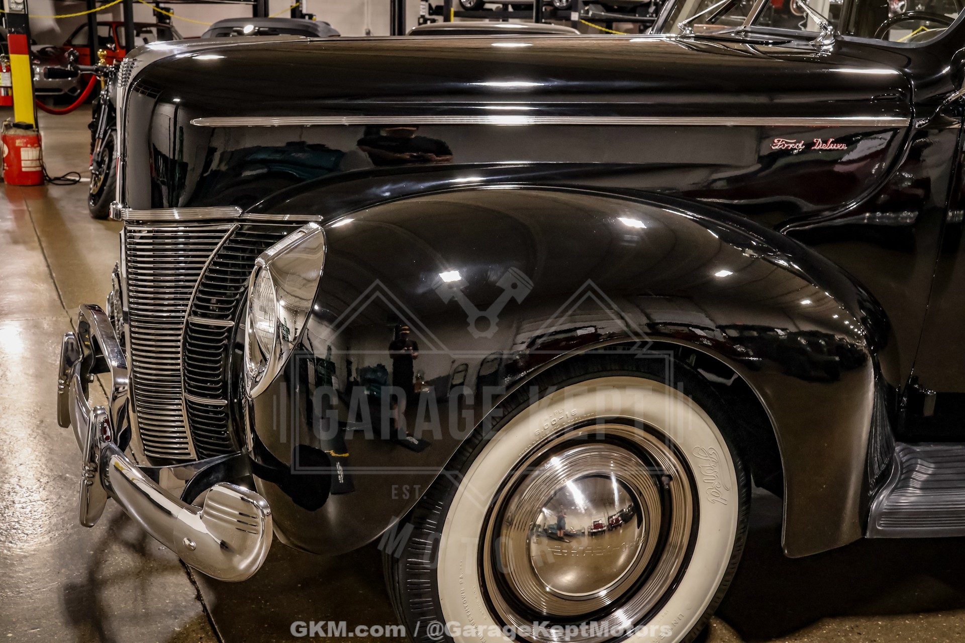 1940 Ford Deluxe 27