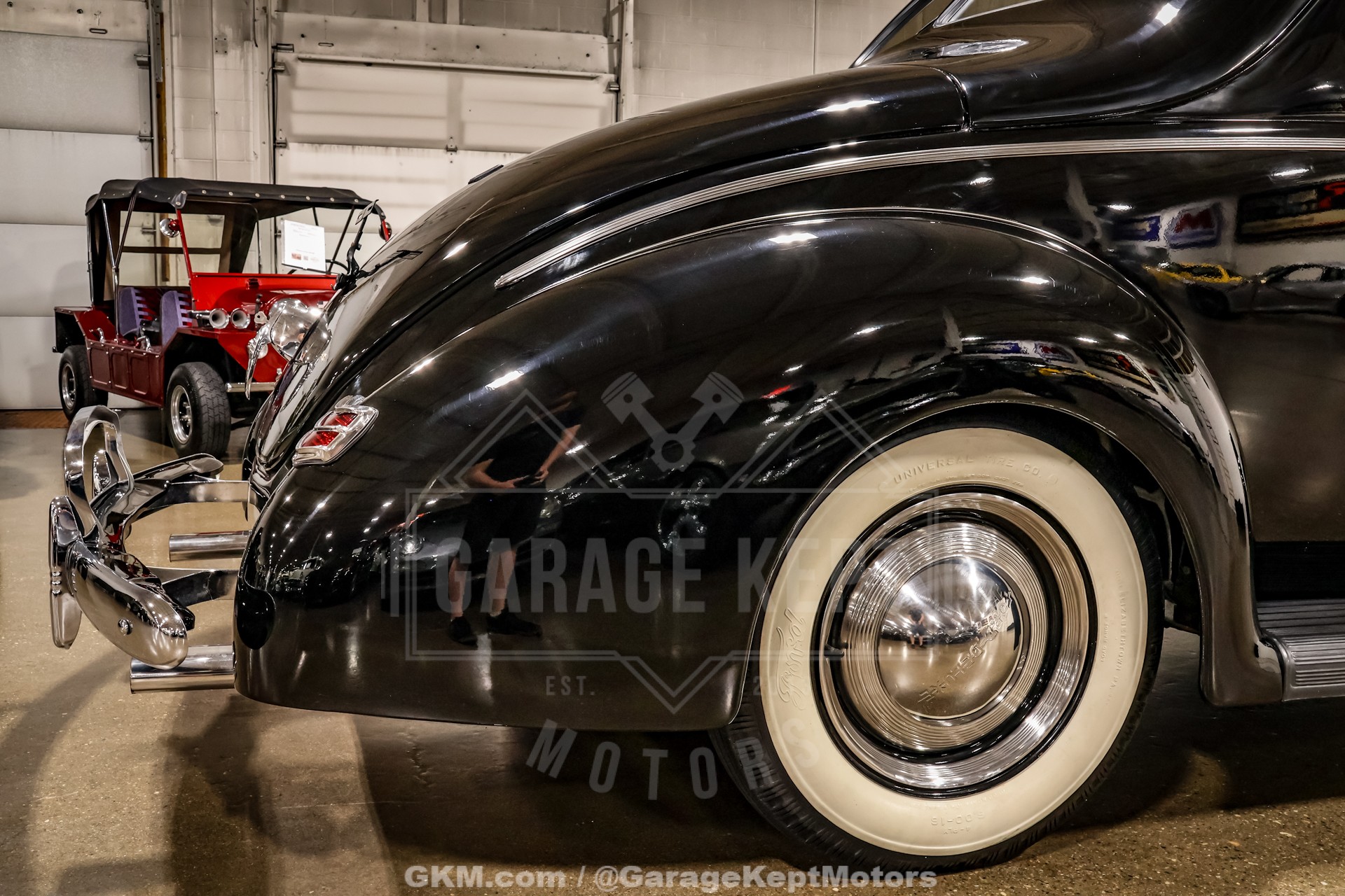 1940 Ford Deluxe 48