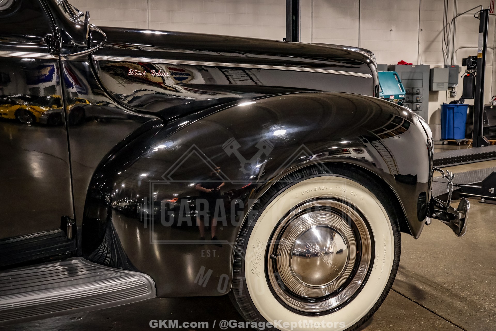 1940 Ford Deluxe 52