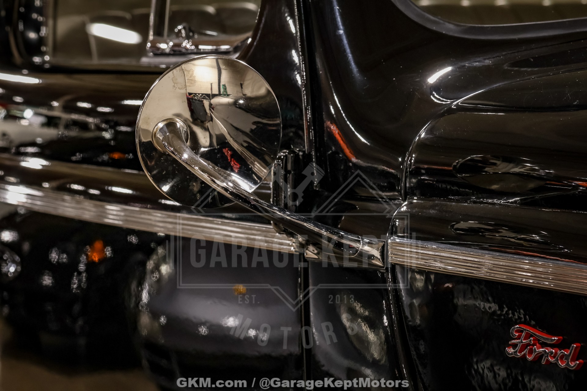 1940 Ford Deluxe 54
