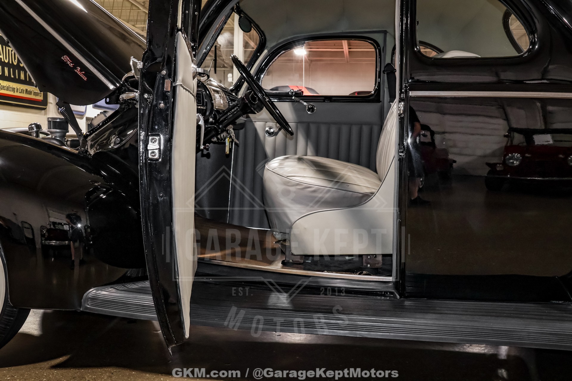 1940 Ford Deluxe 94