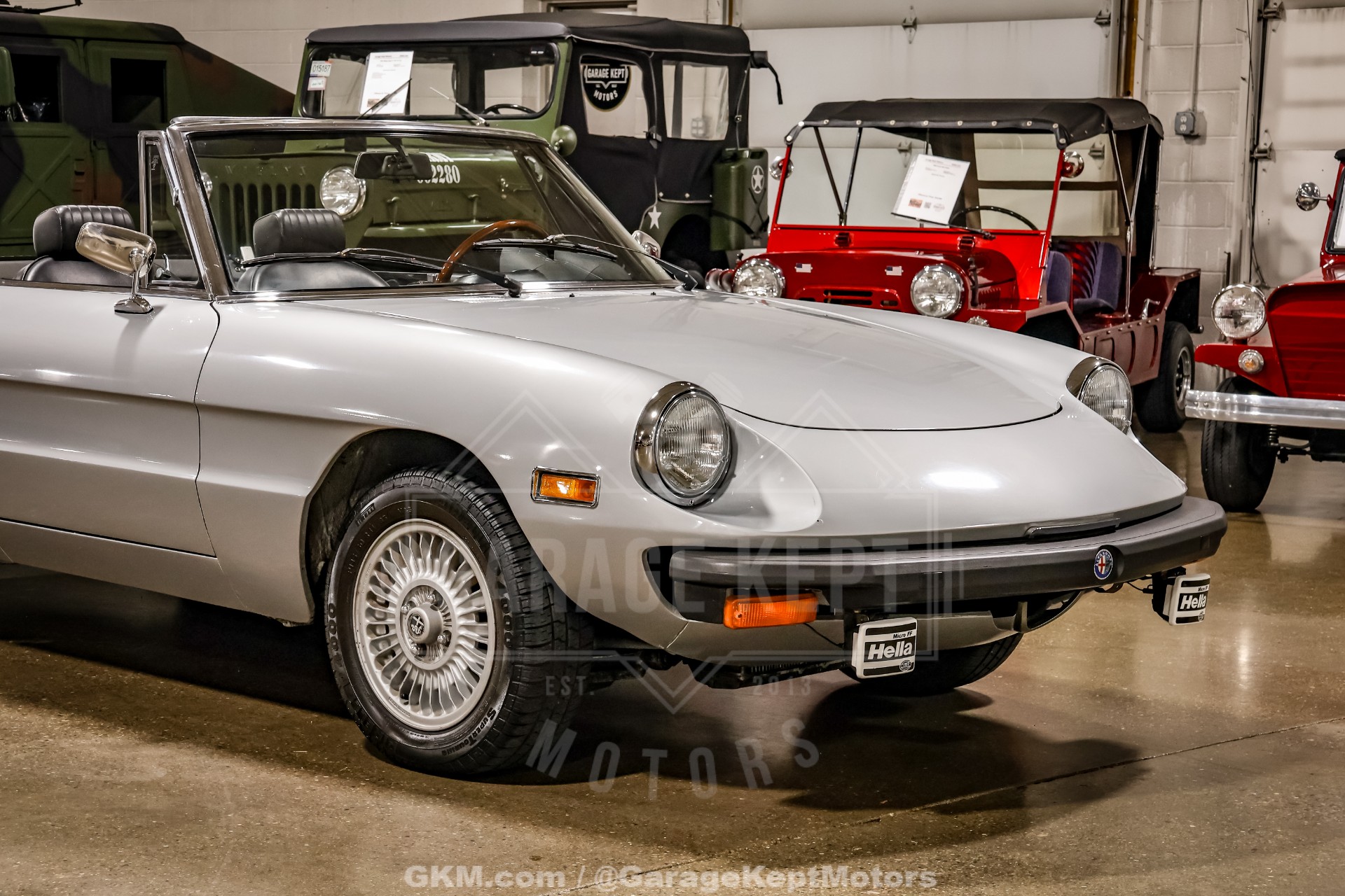 1976 Alfa Romeo 2000 Spider Veloce 13