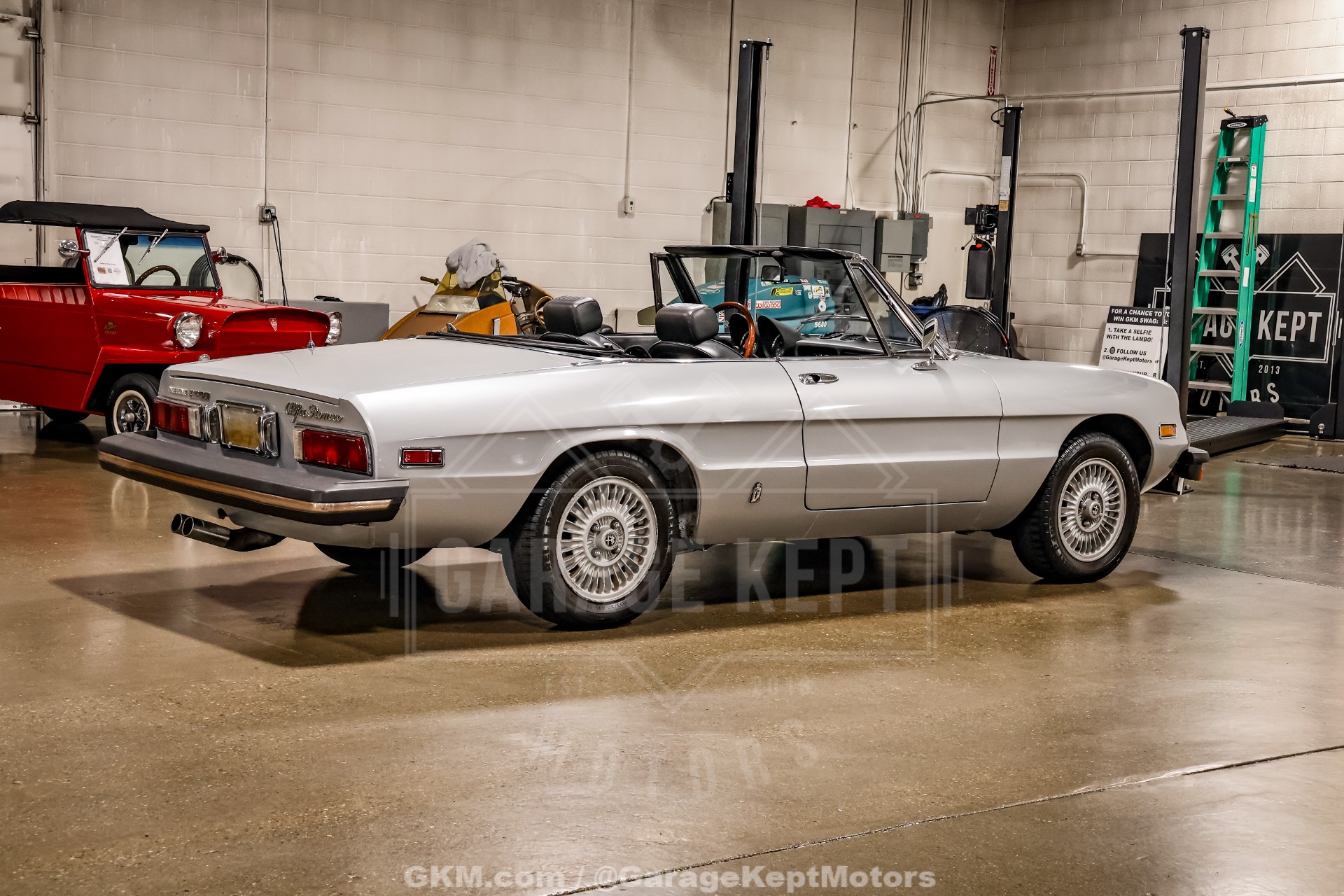 1976 Alfa Romeo 2000 Spider Veloce 9