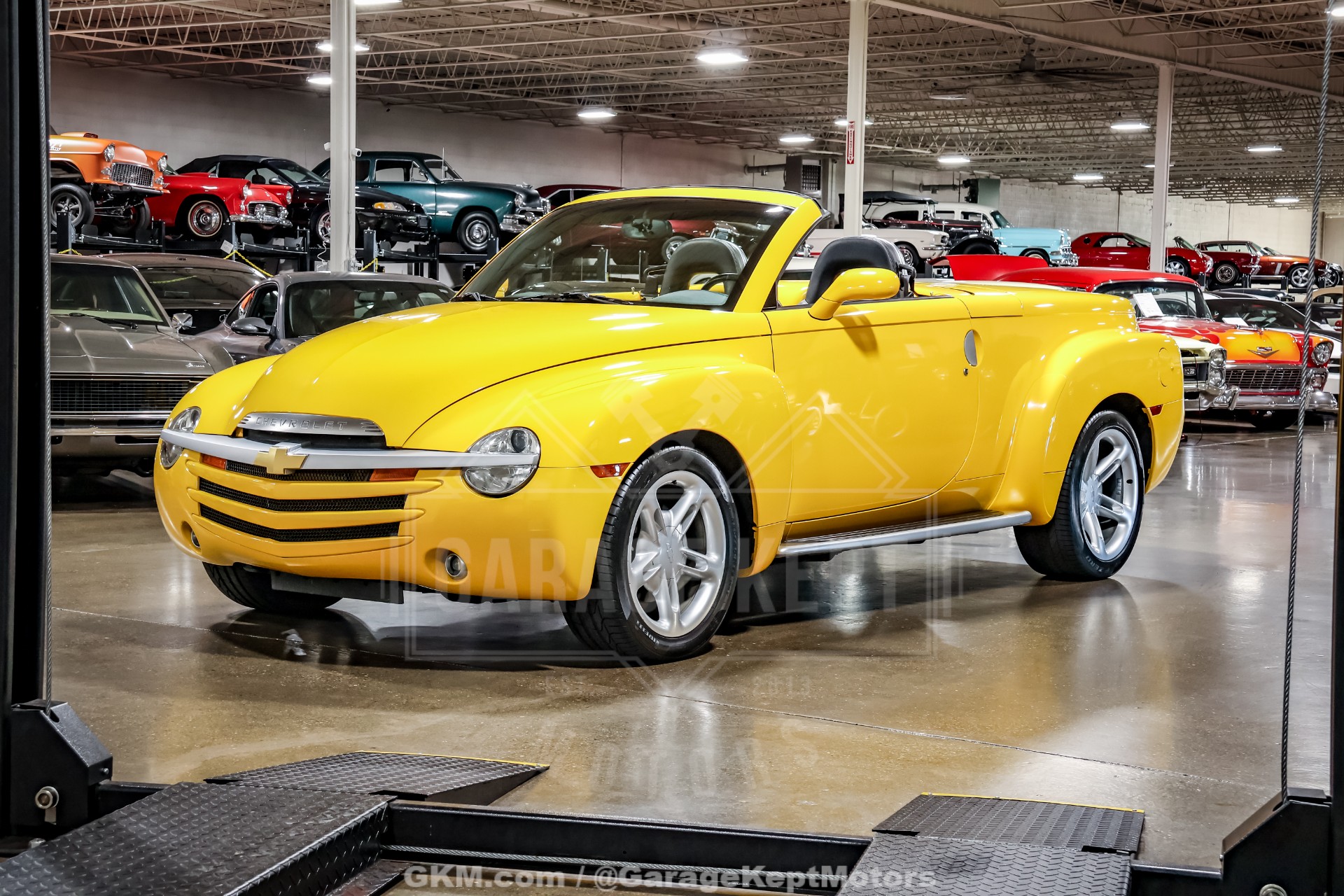 2004 Chevrolet SSR 18