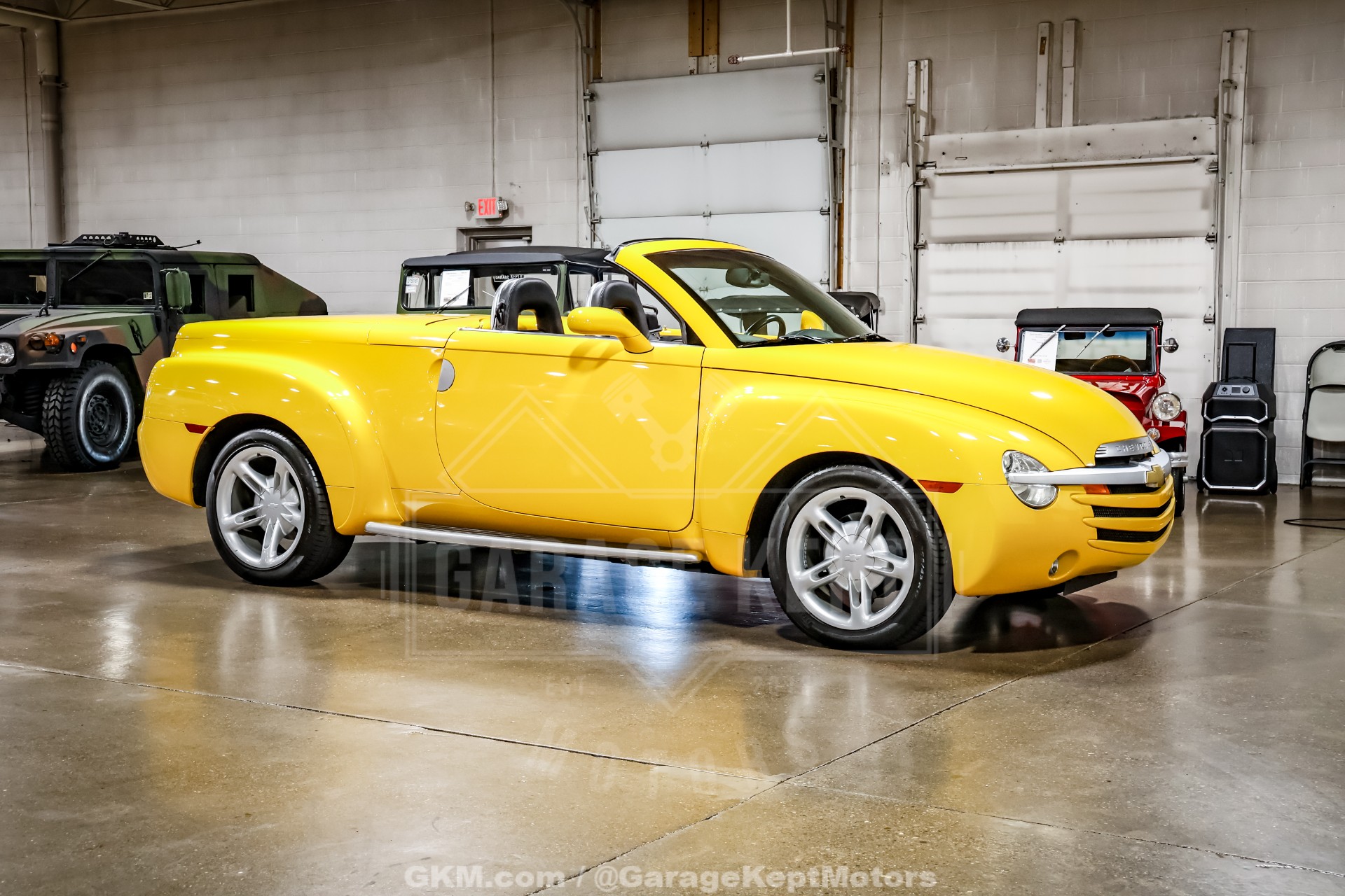 2004 Chevrolet SSR 26