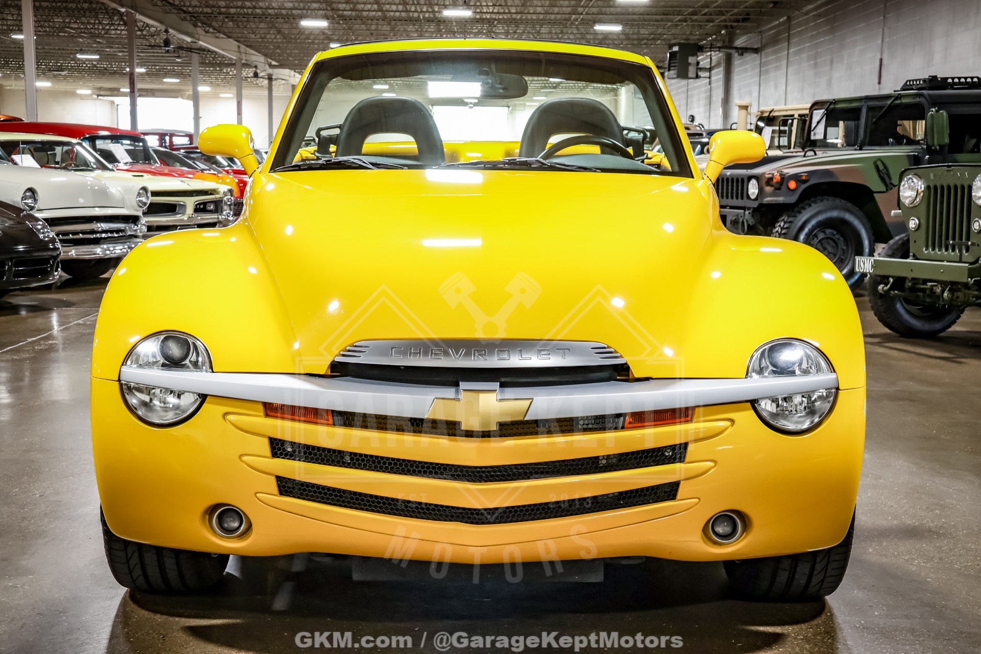 2004 Chevrolet SSR 33