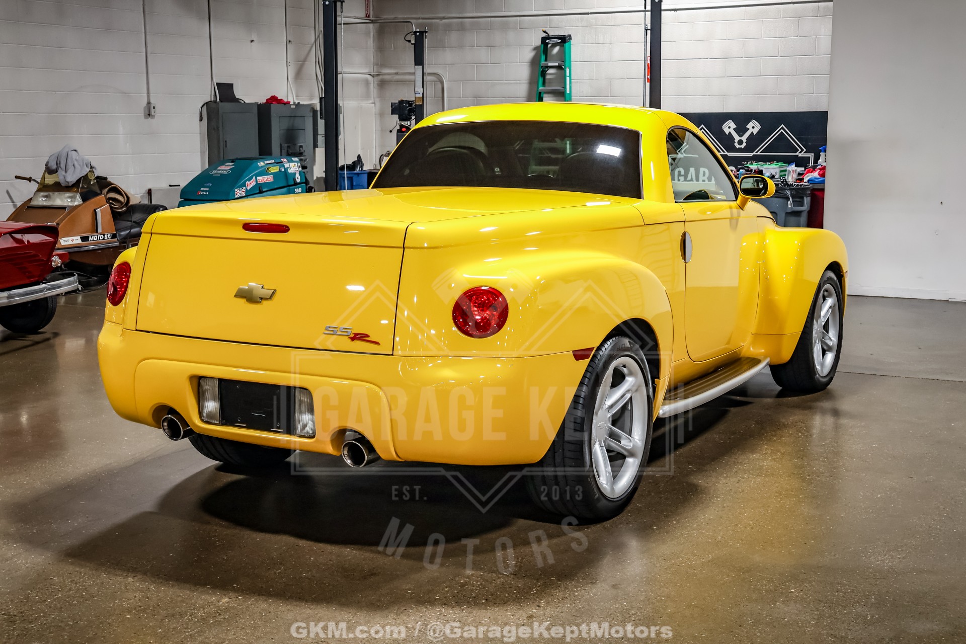 2004 Chevrolet SSR 7
