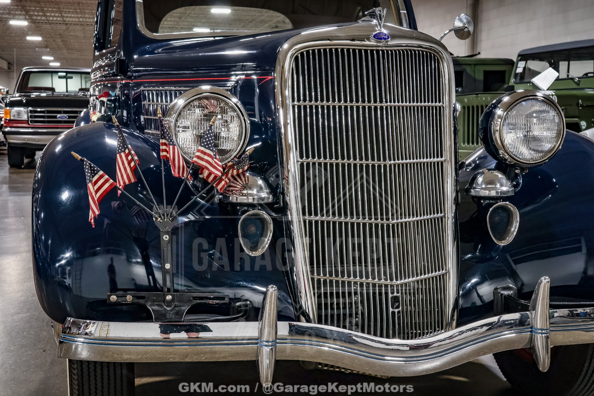 1935 Ford Model 48 17