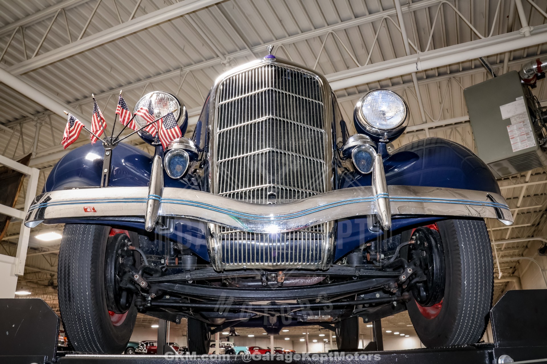 1935 Ford Model 48 183