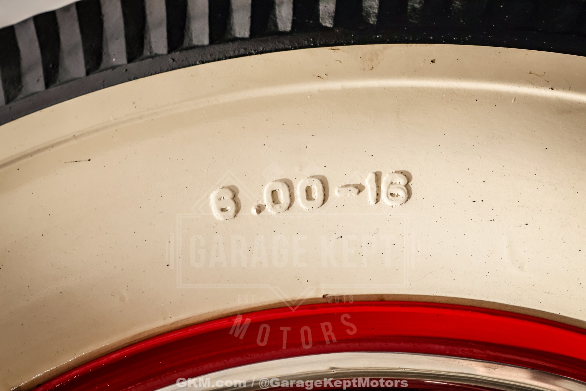 1935 Ford Model 48 197