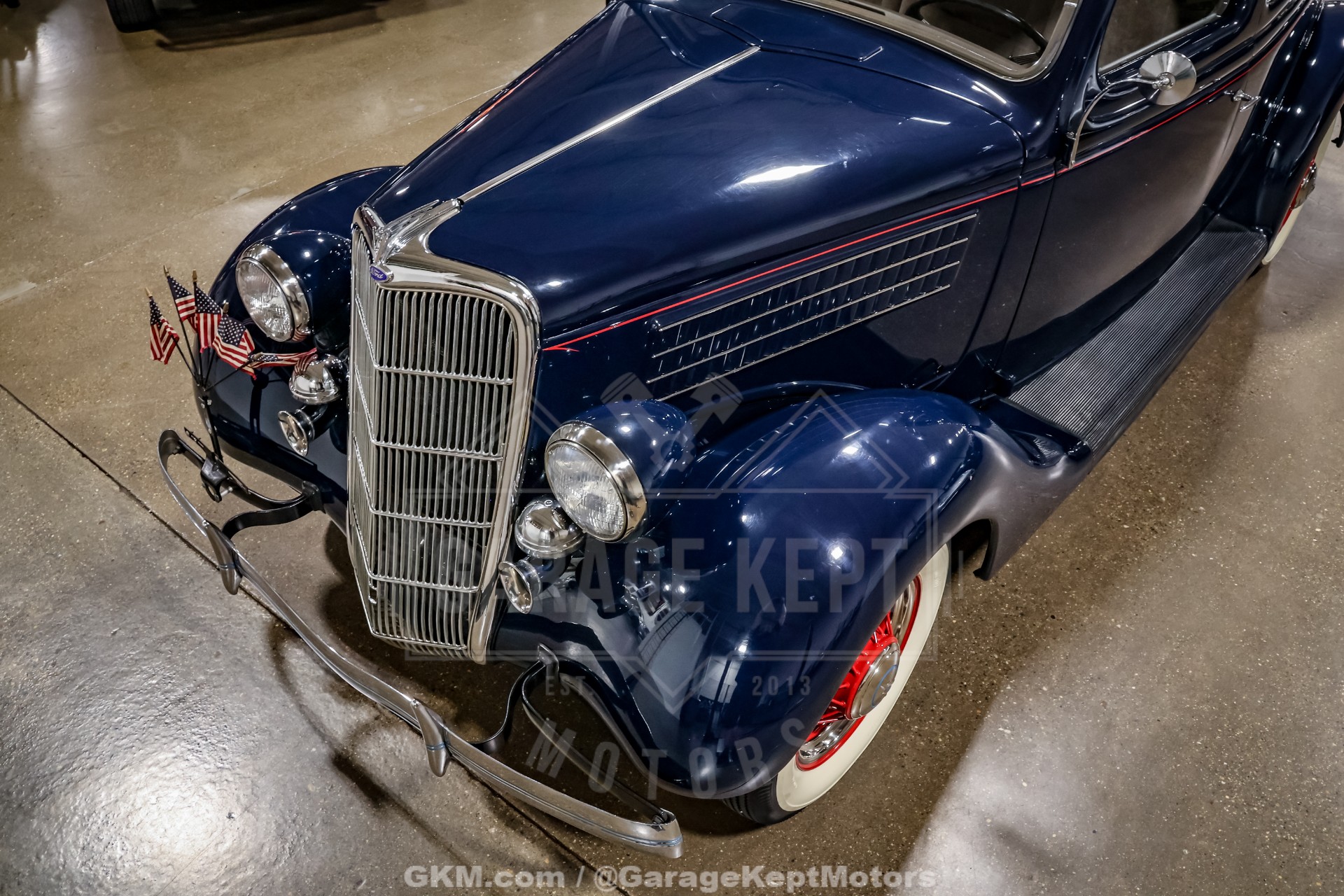 1935 Ford Model 48 25