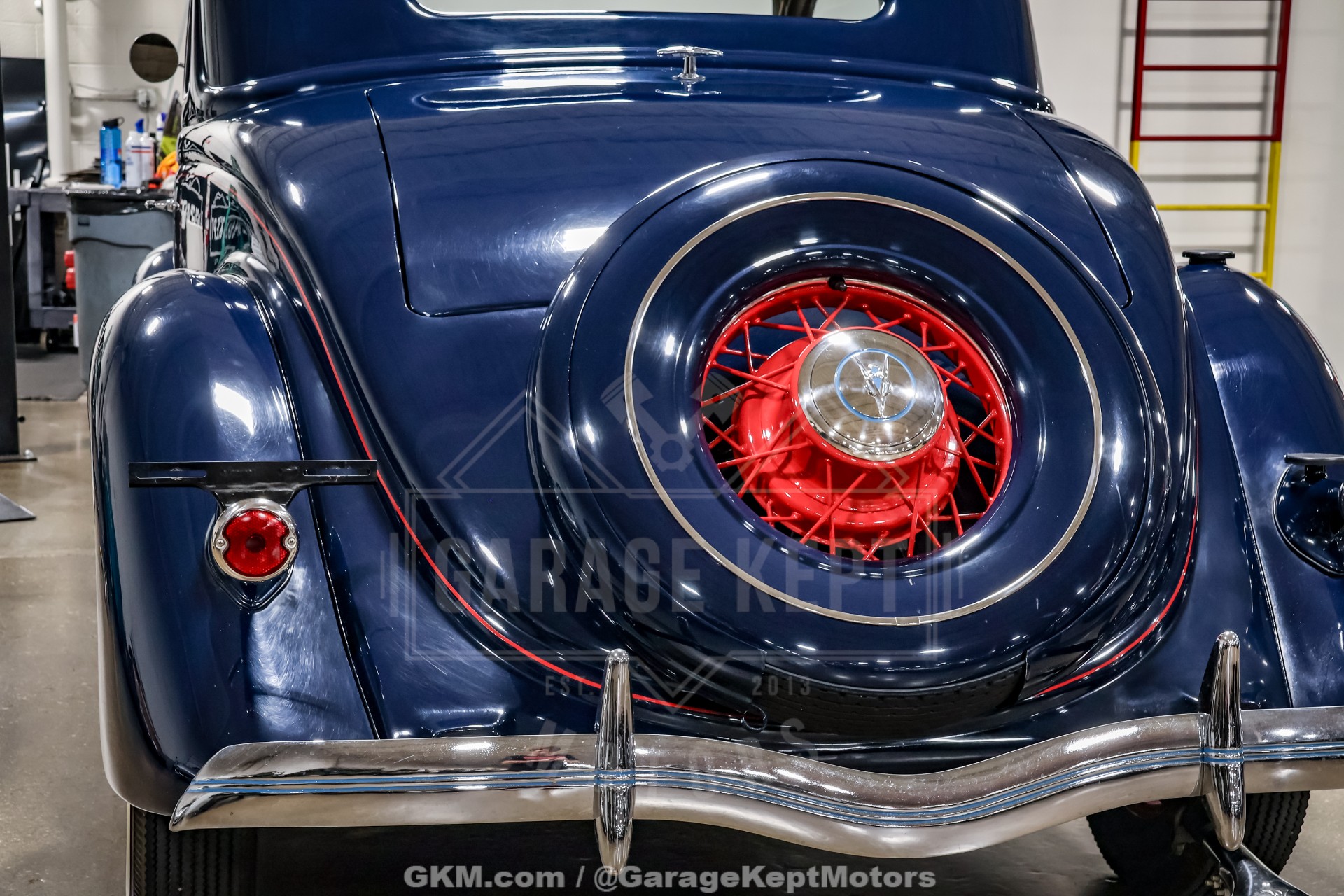 1935 Ford Model 48 44