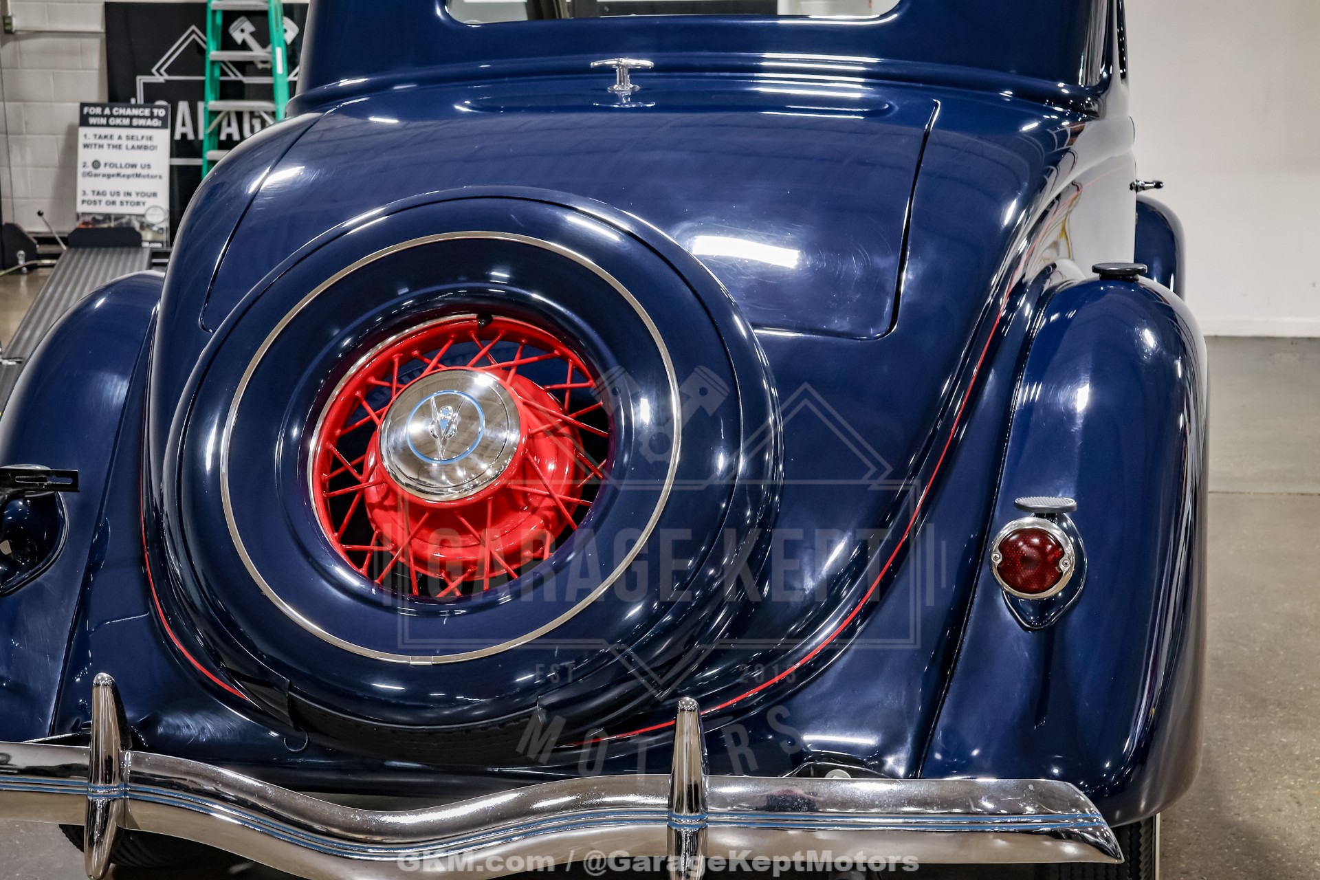 1935 Ford Model 48 45