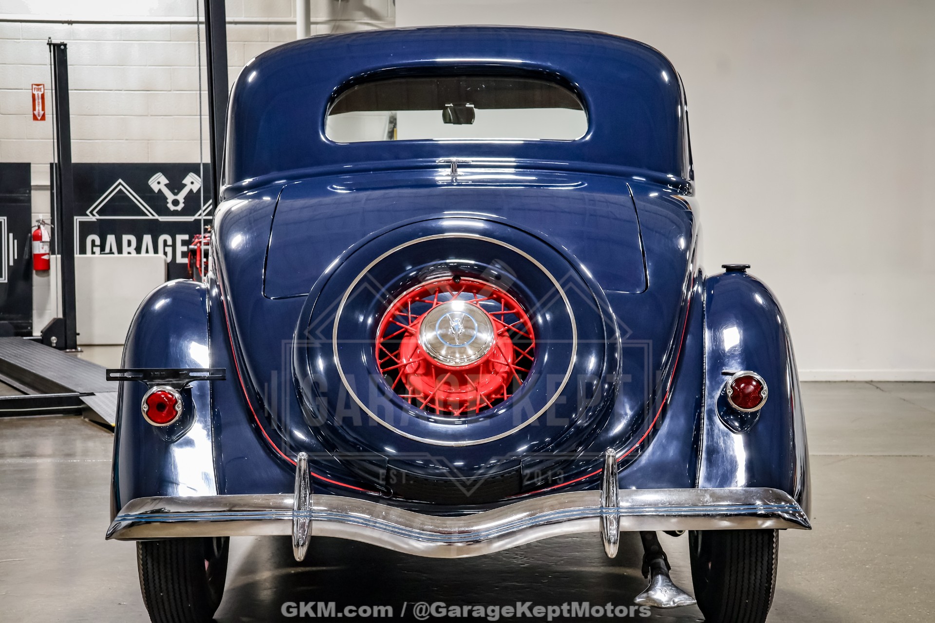 1935 Ford Model 48 46