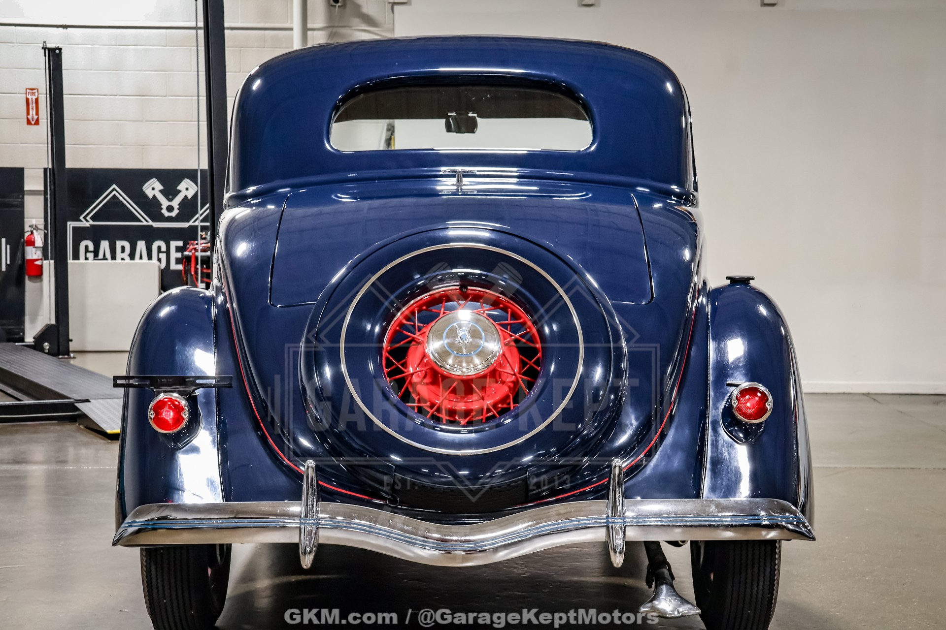 1935 Ford Model 48 47