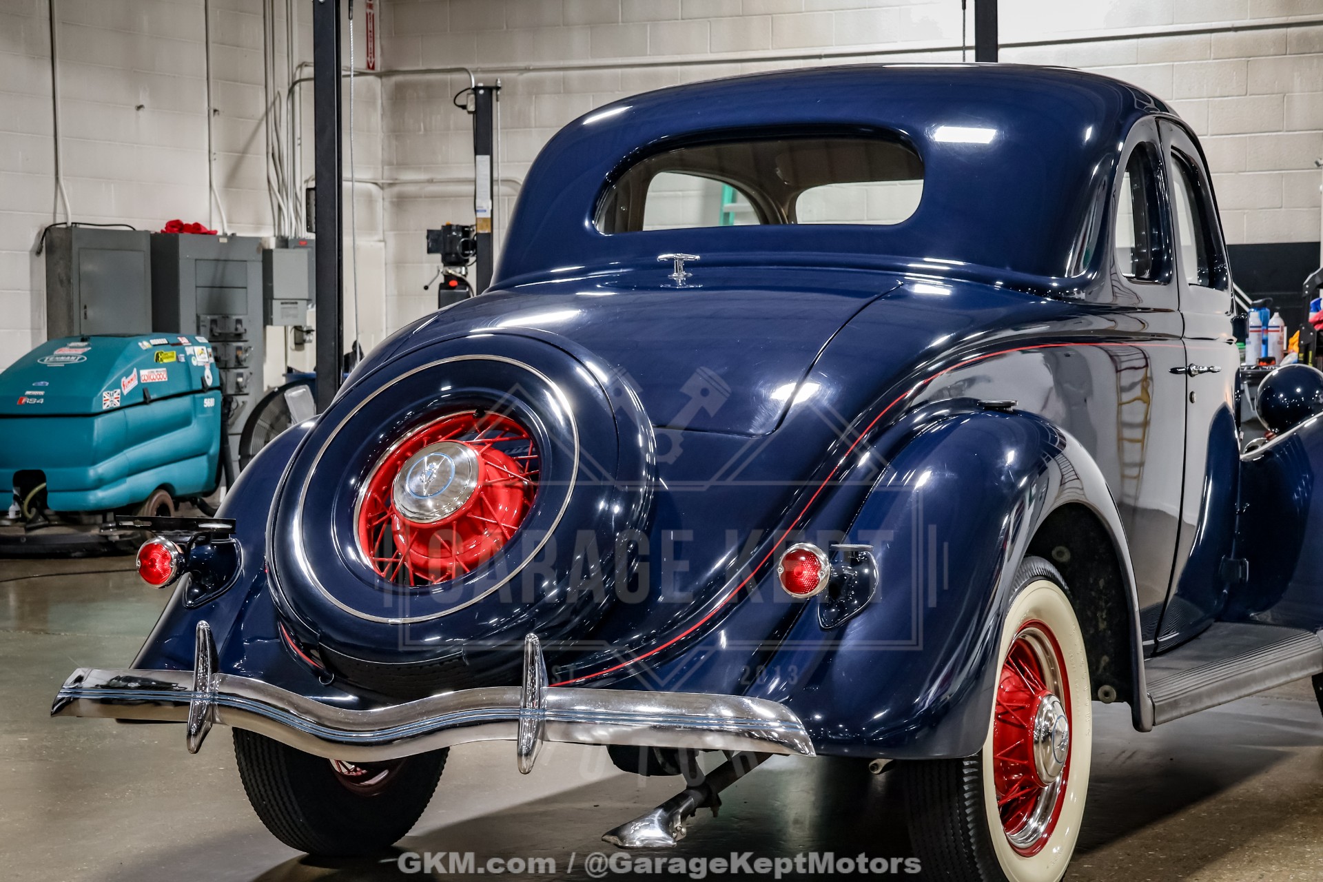 1935 Ford Model 48 48