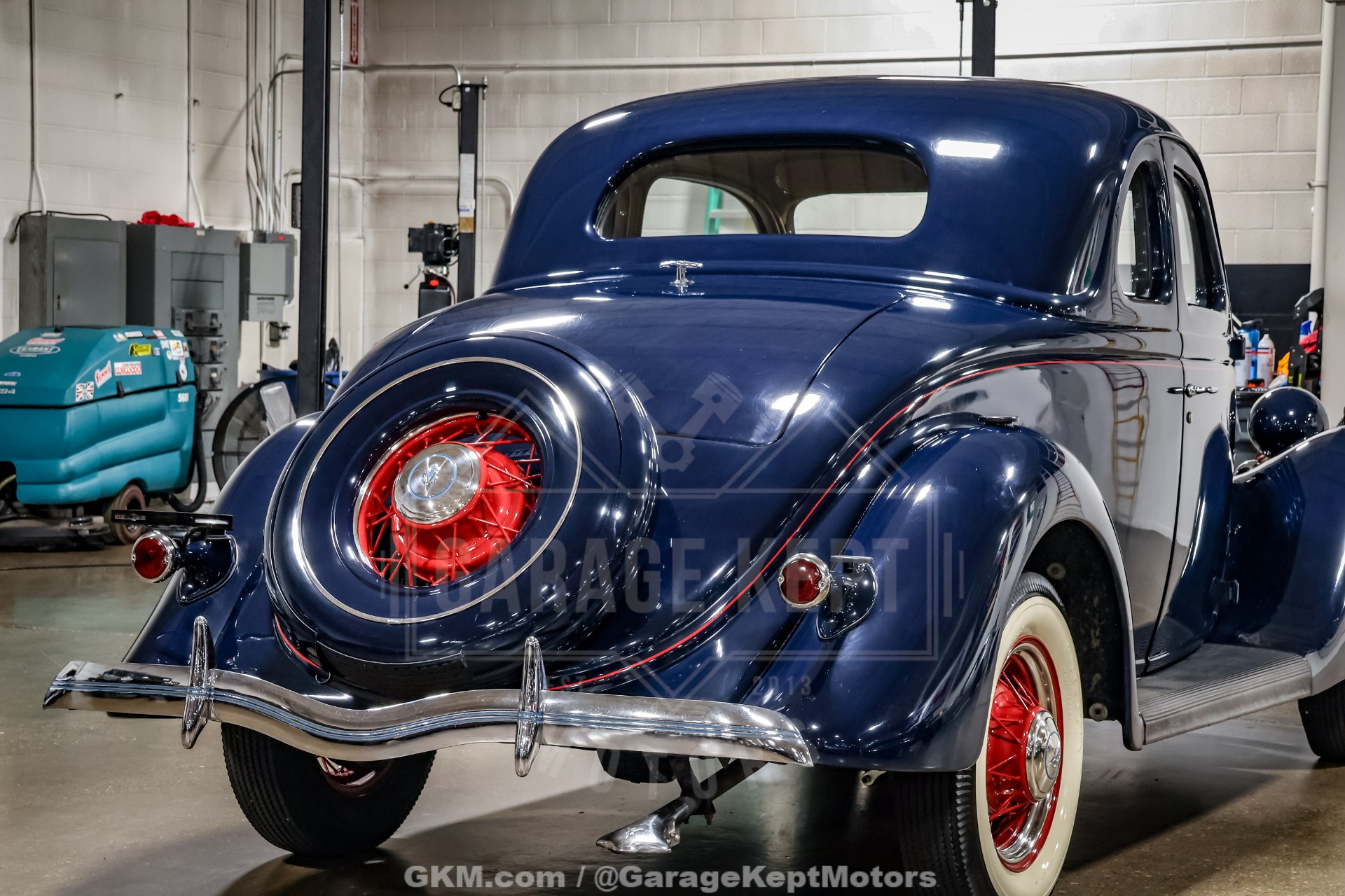 1935 Ford Model 48 49
