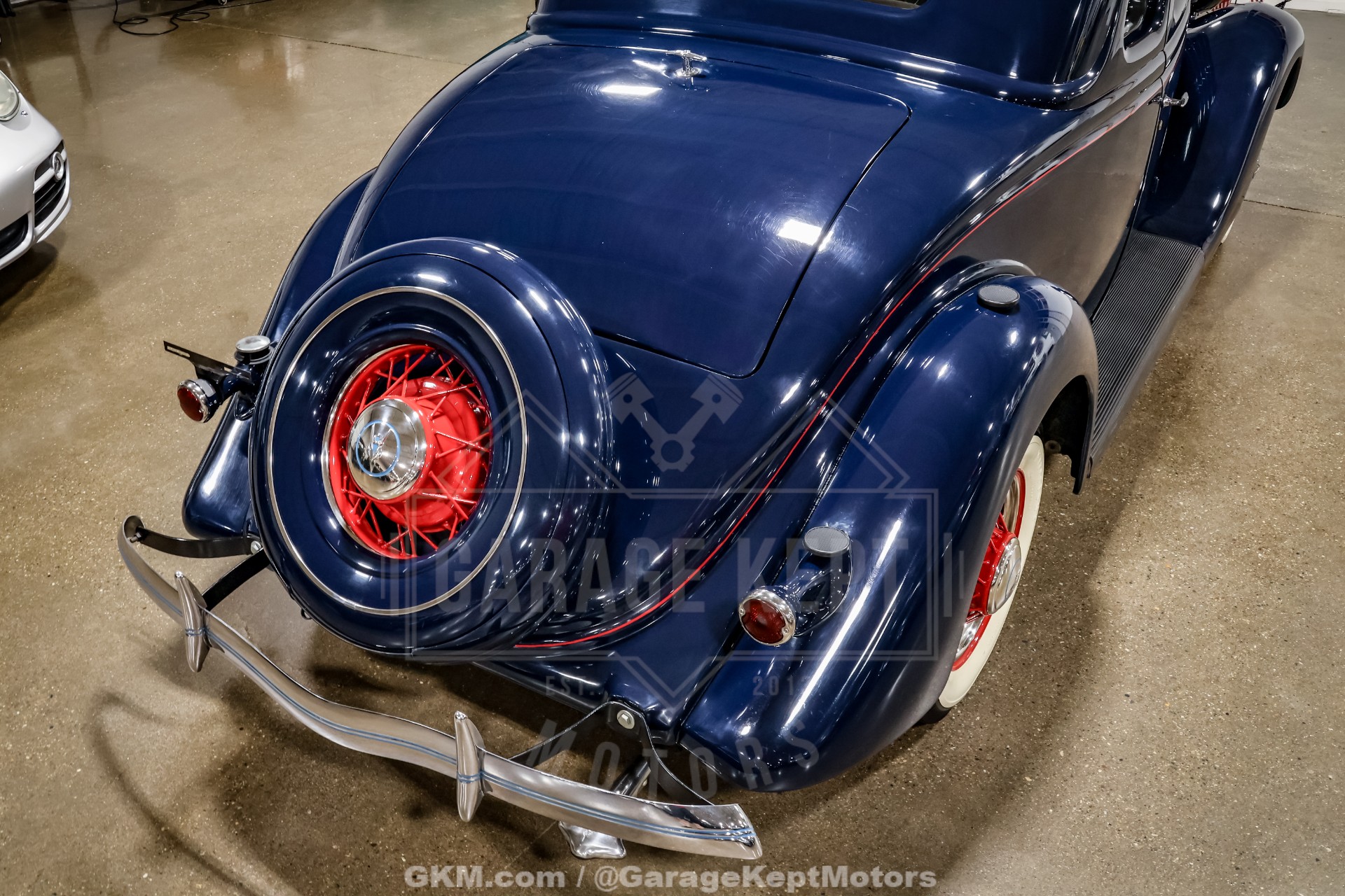1935 Ford Model 48 50