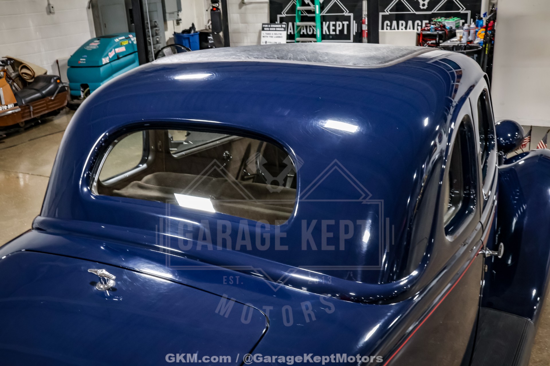 1935 Ford Model 48 53