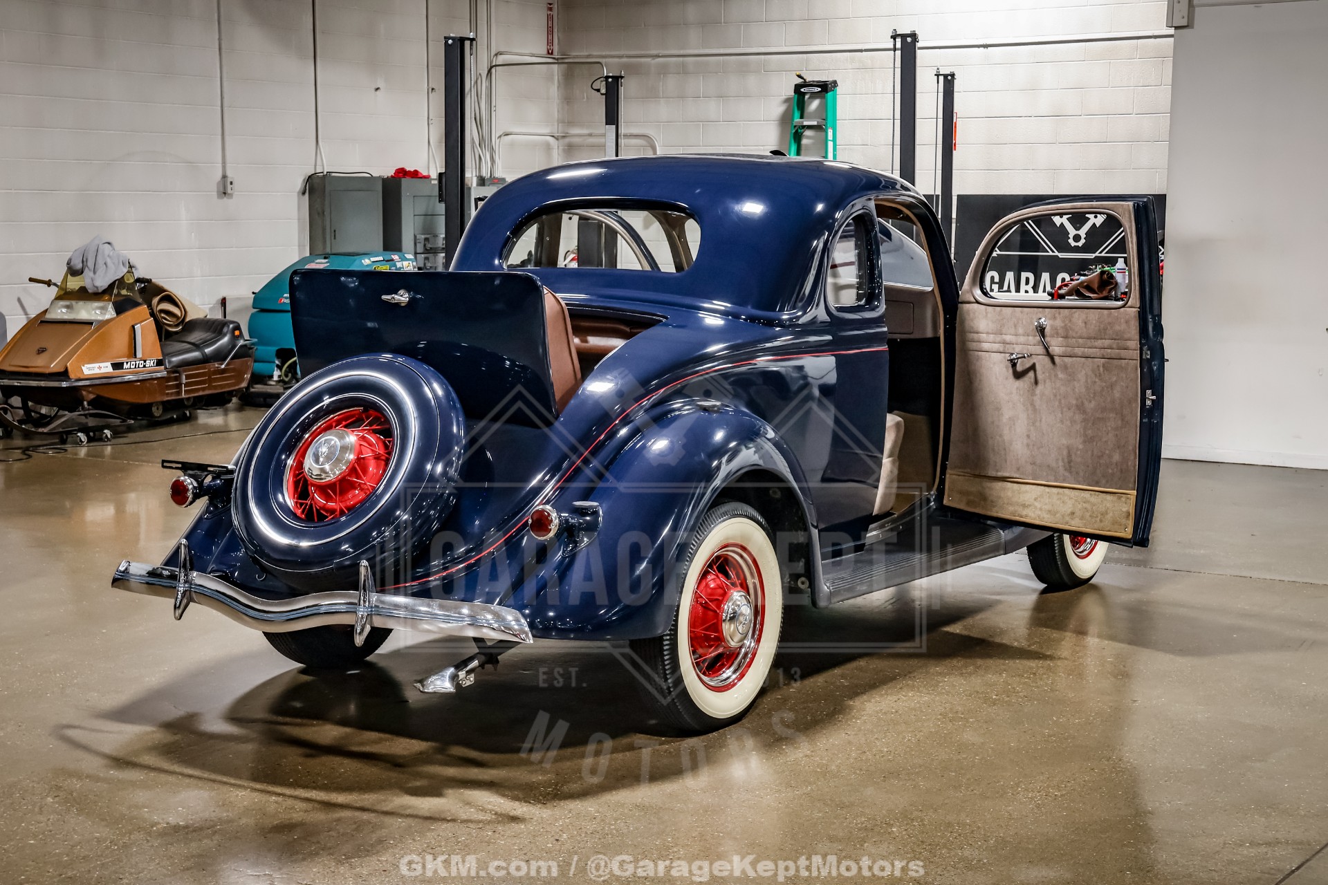 1935 Ford Model 48 71