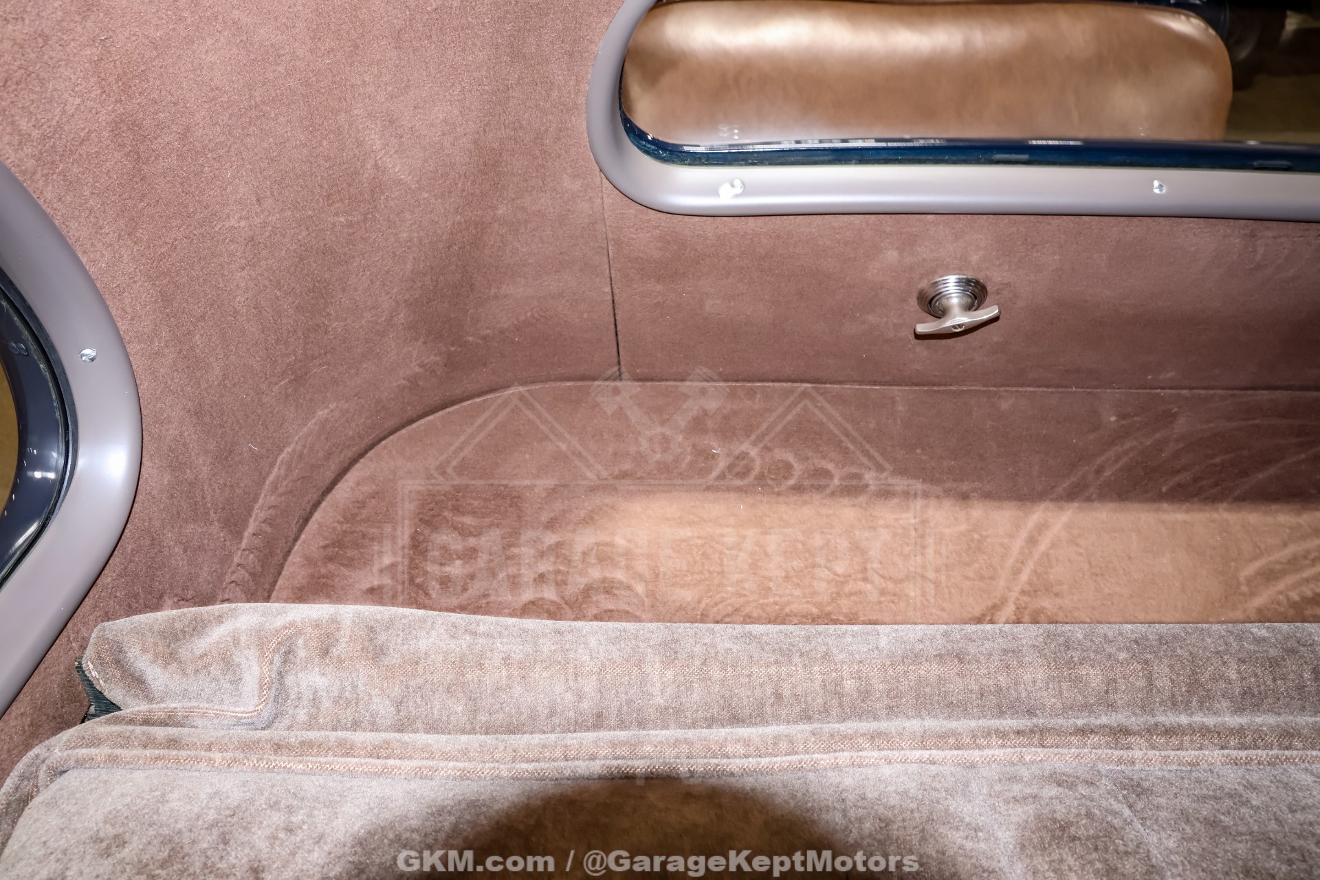 1935 Ford Model 48 85