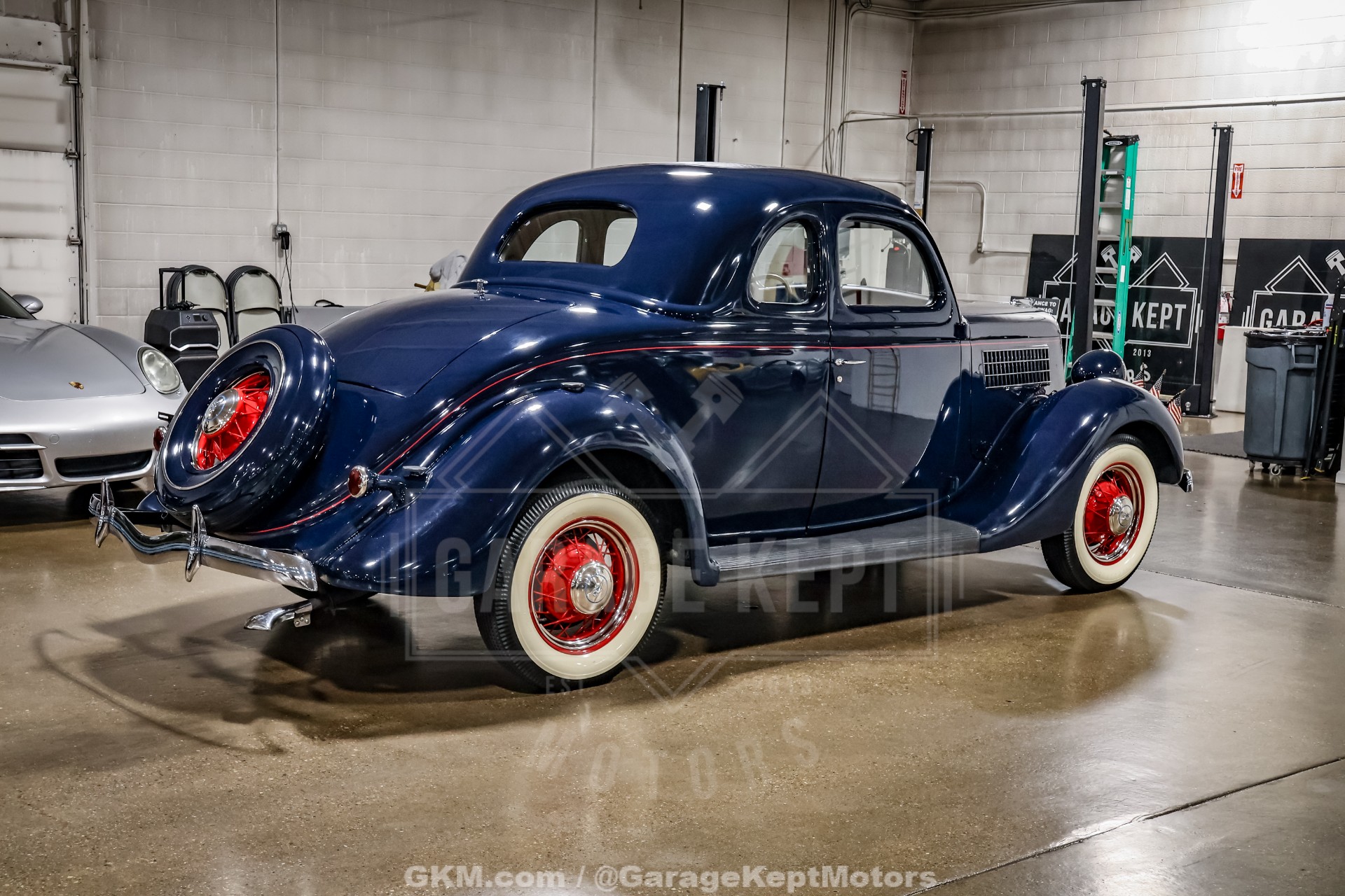 1935 Ford Model 48 8