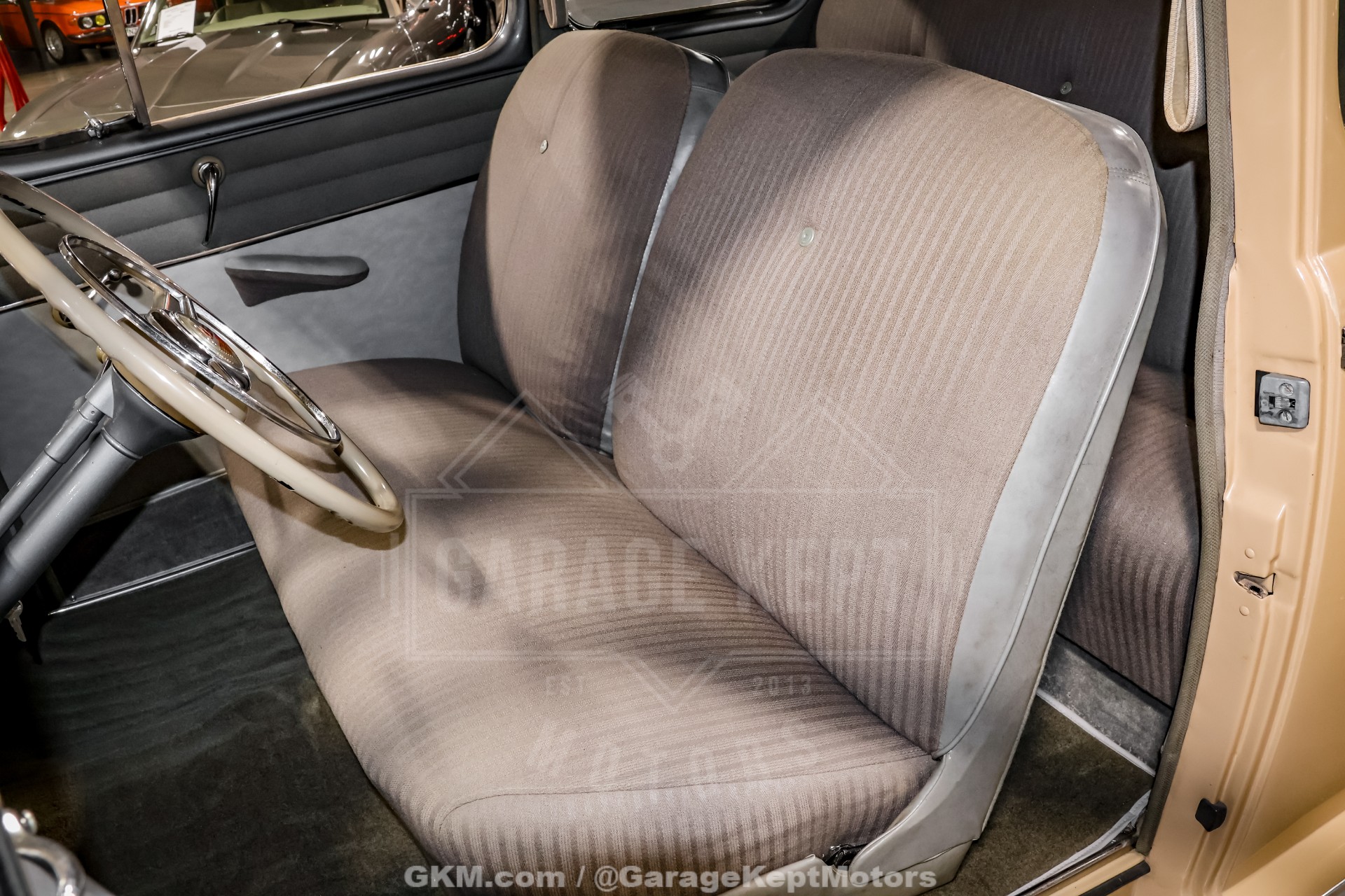 1947 Ford Deluxe 111