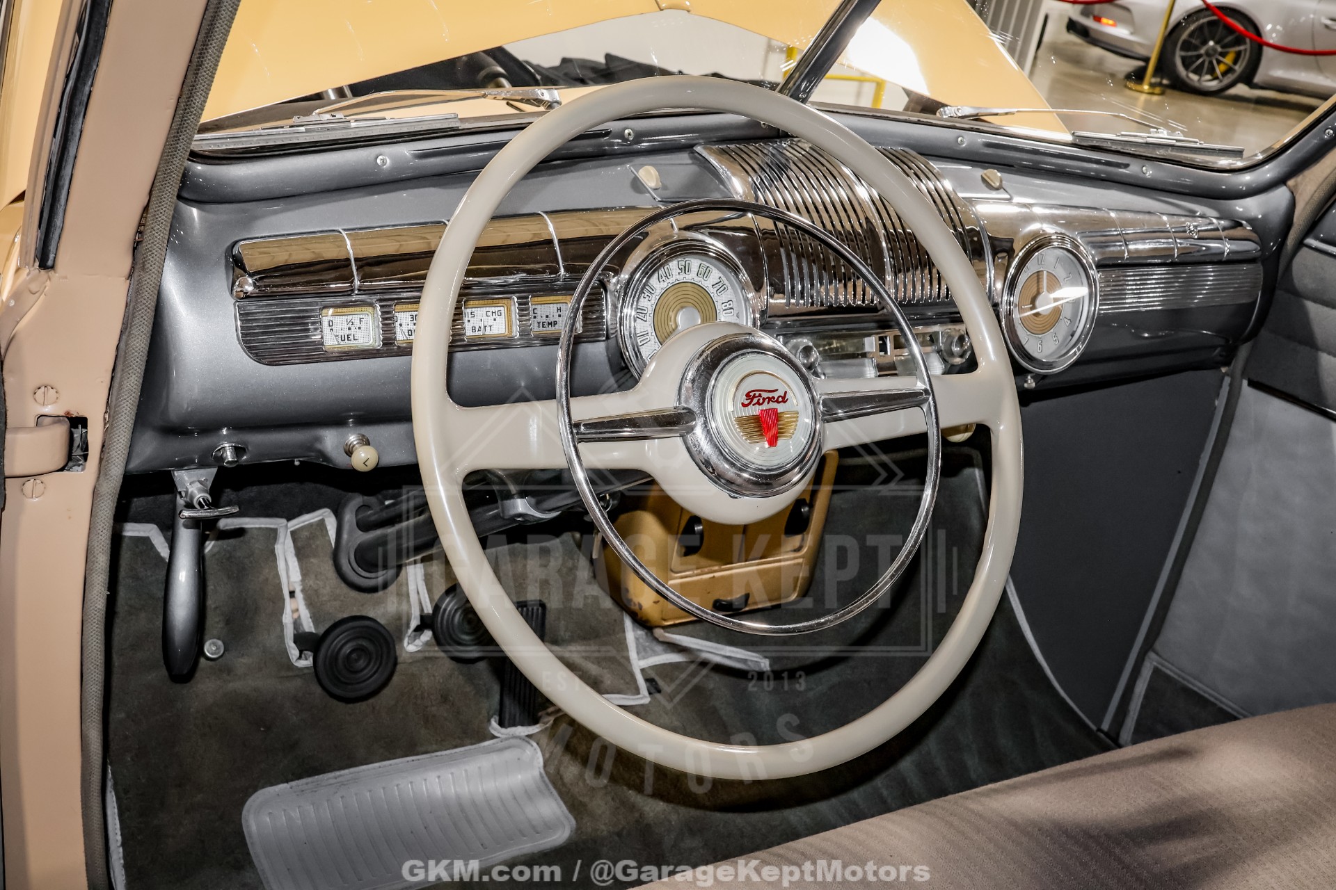 1947 Ford Deluxe 121