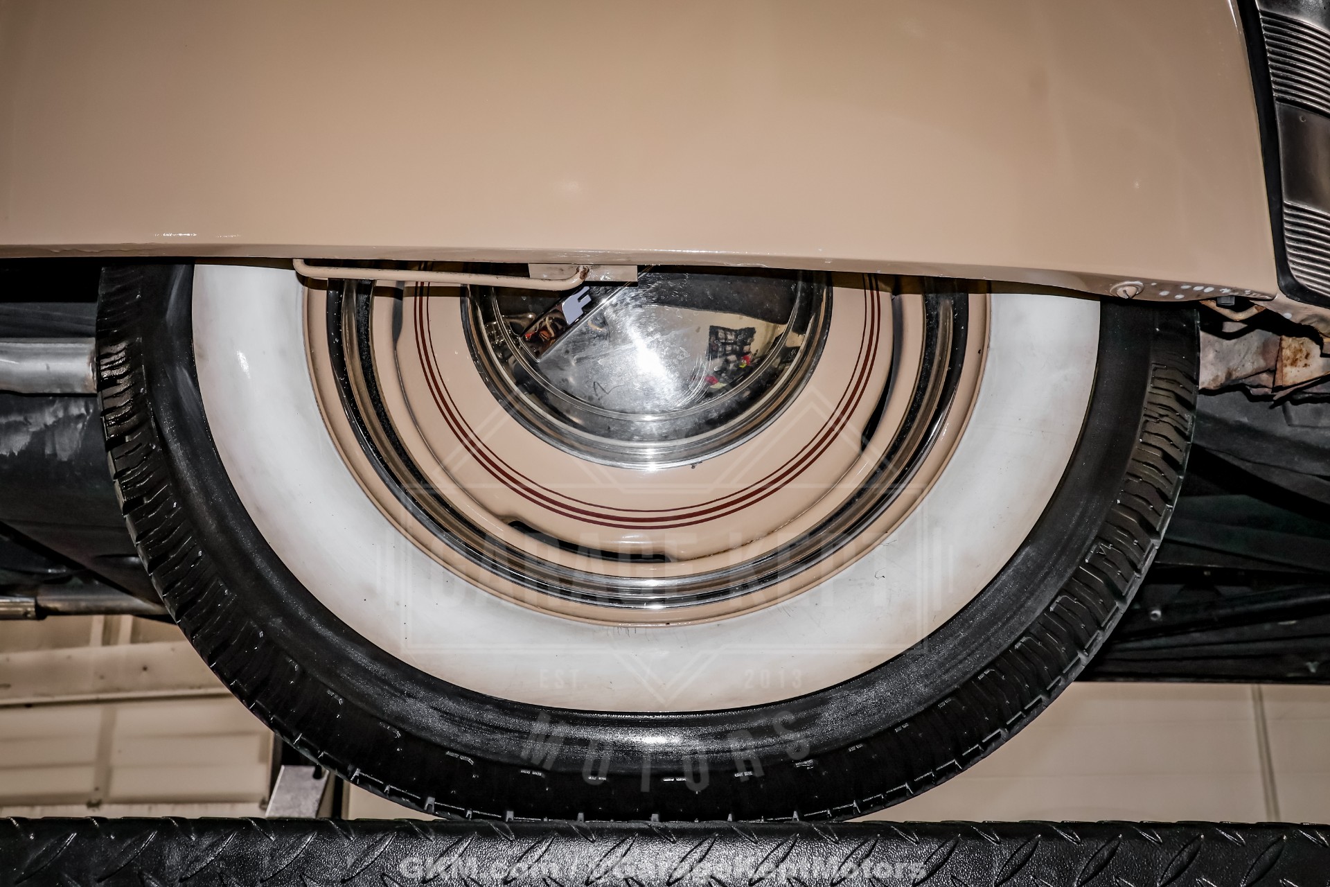 1947 Ford Deluxe 186