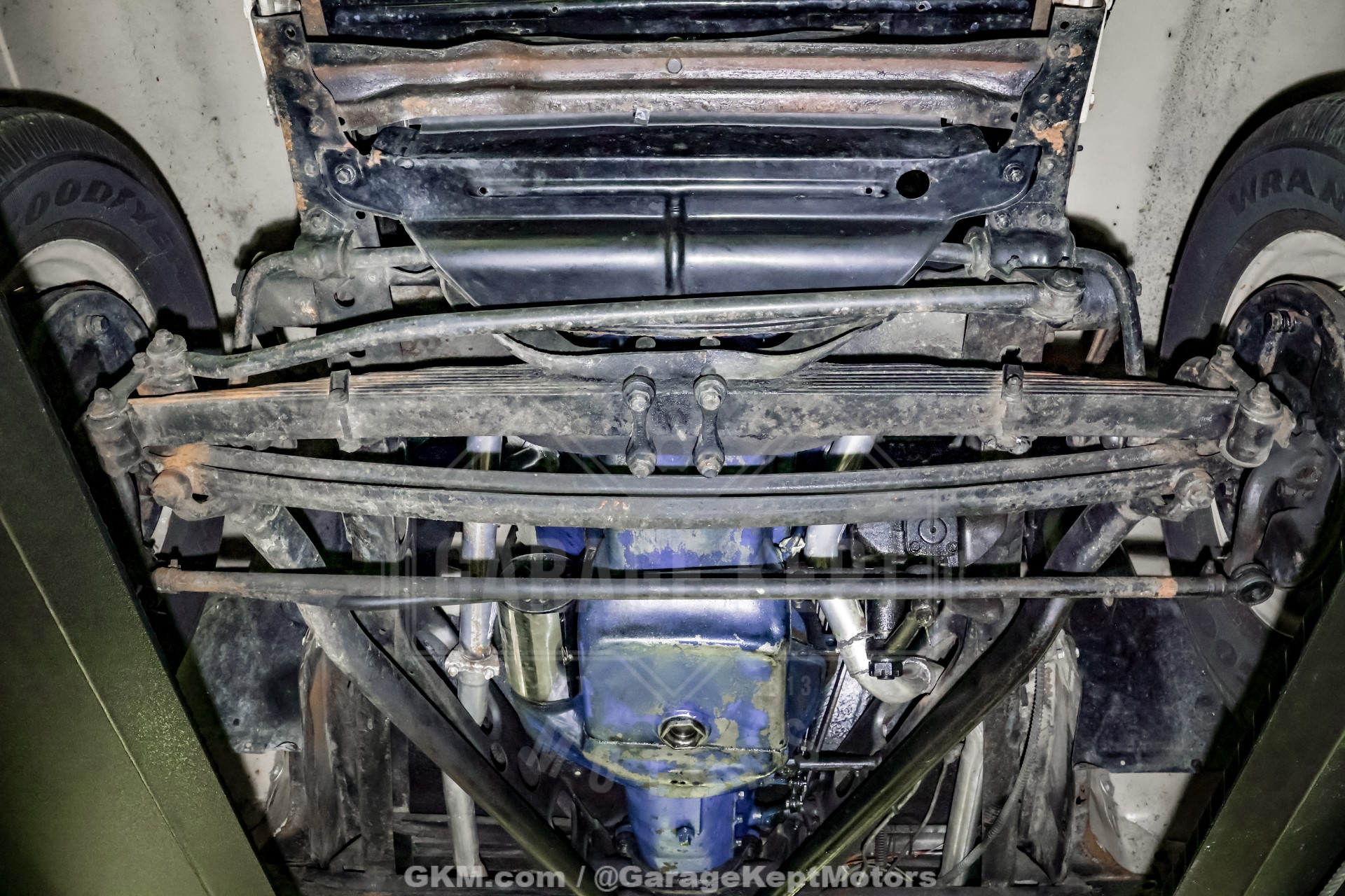 1947 Ford Deluxe 194