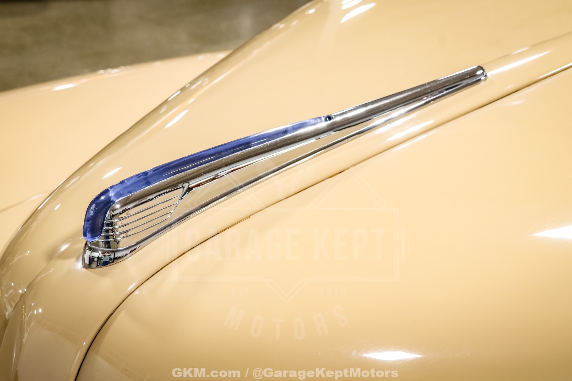 1947 Ford Deluxe 30