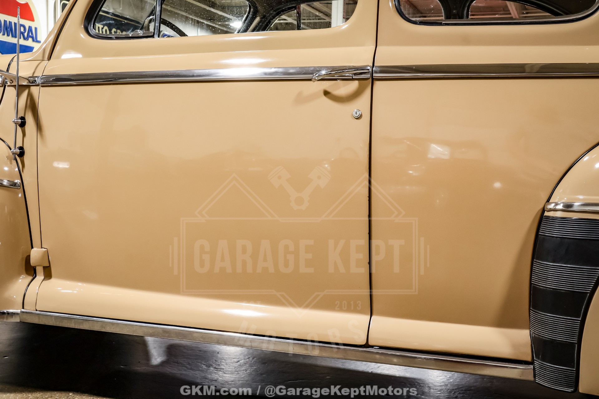 1947 Ford Deluxe 37