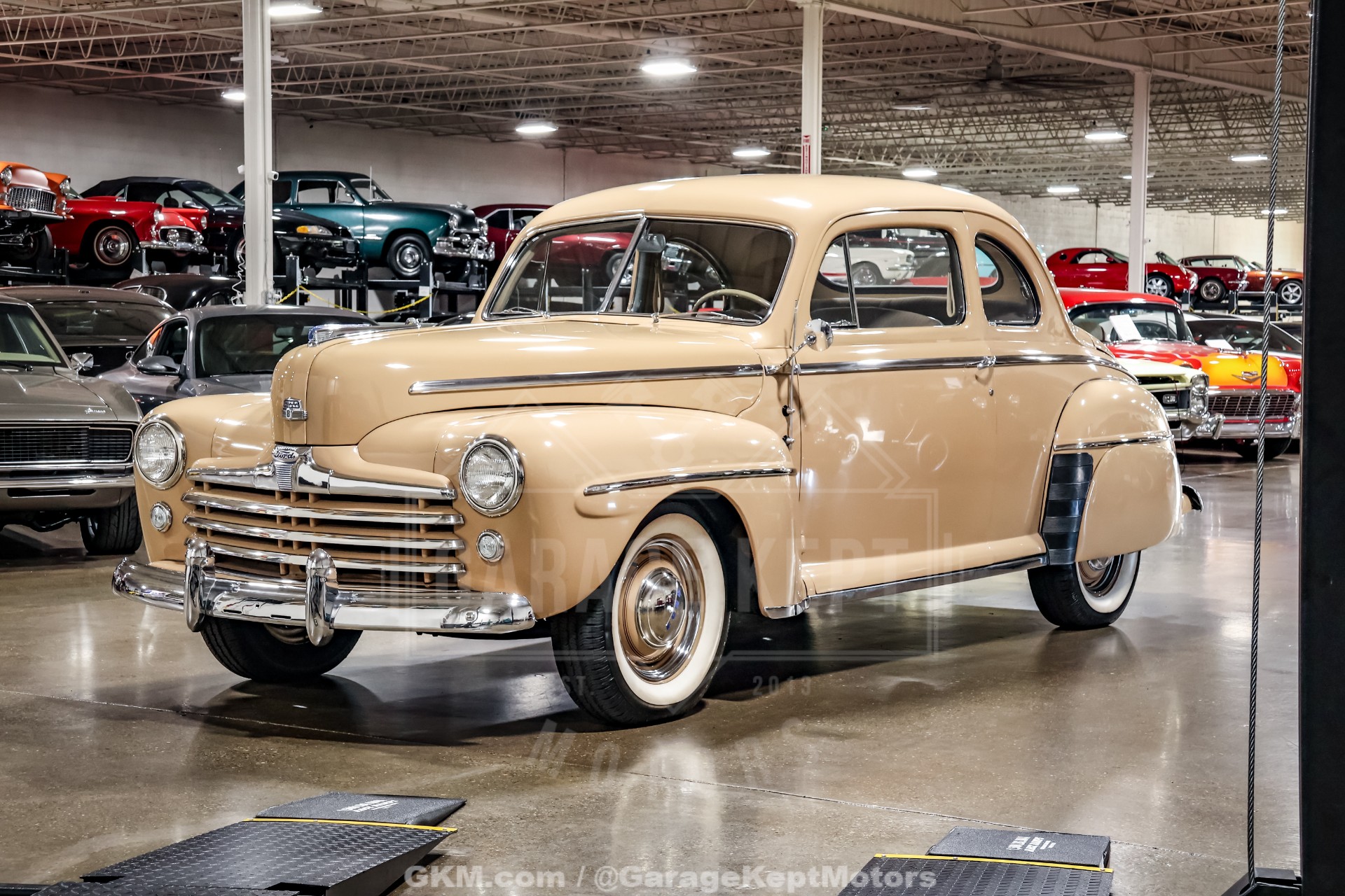 1947 Ford Deluxe 3