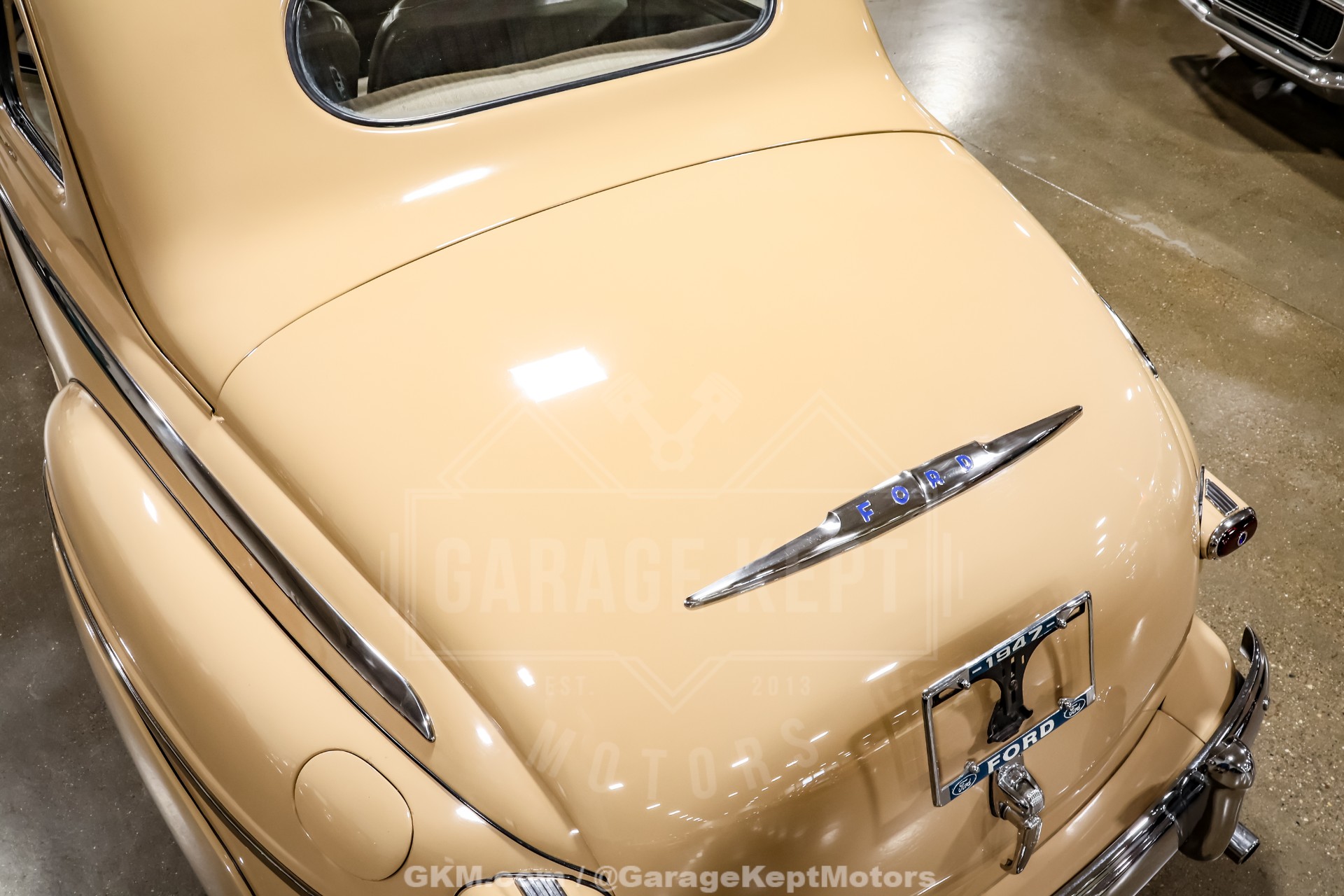 1947 Ford Deluxe 41