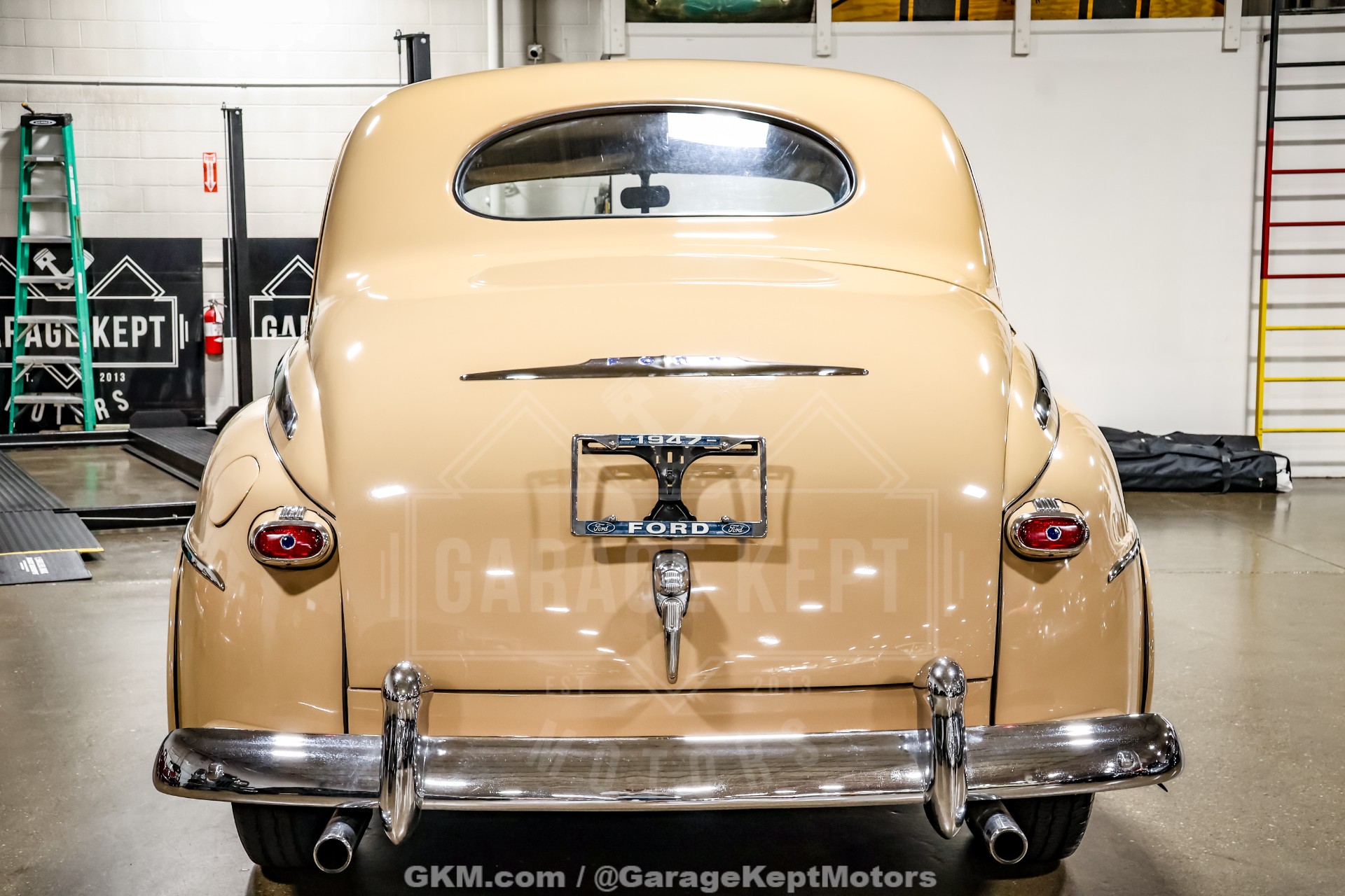 1947 Ford Deluxe 47